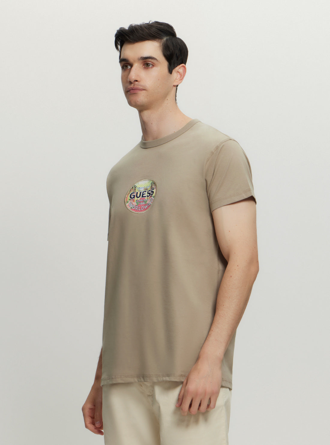 Eco-Friendly Beige T-Shirt for Men & Women - Sustainable Cotton Casual Tee - Perfect for Travel, Work, and Everyday Wear