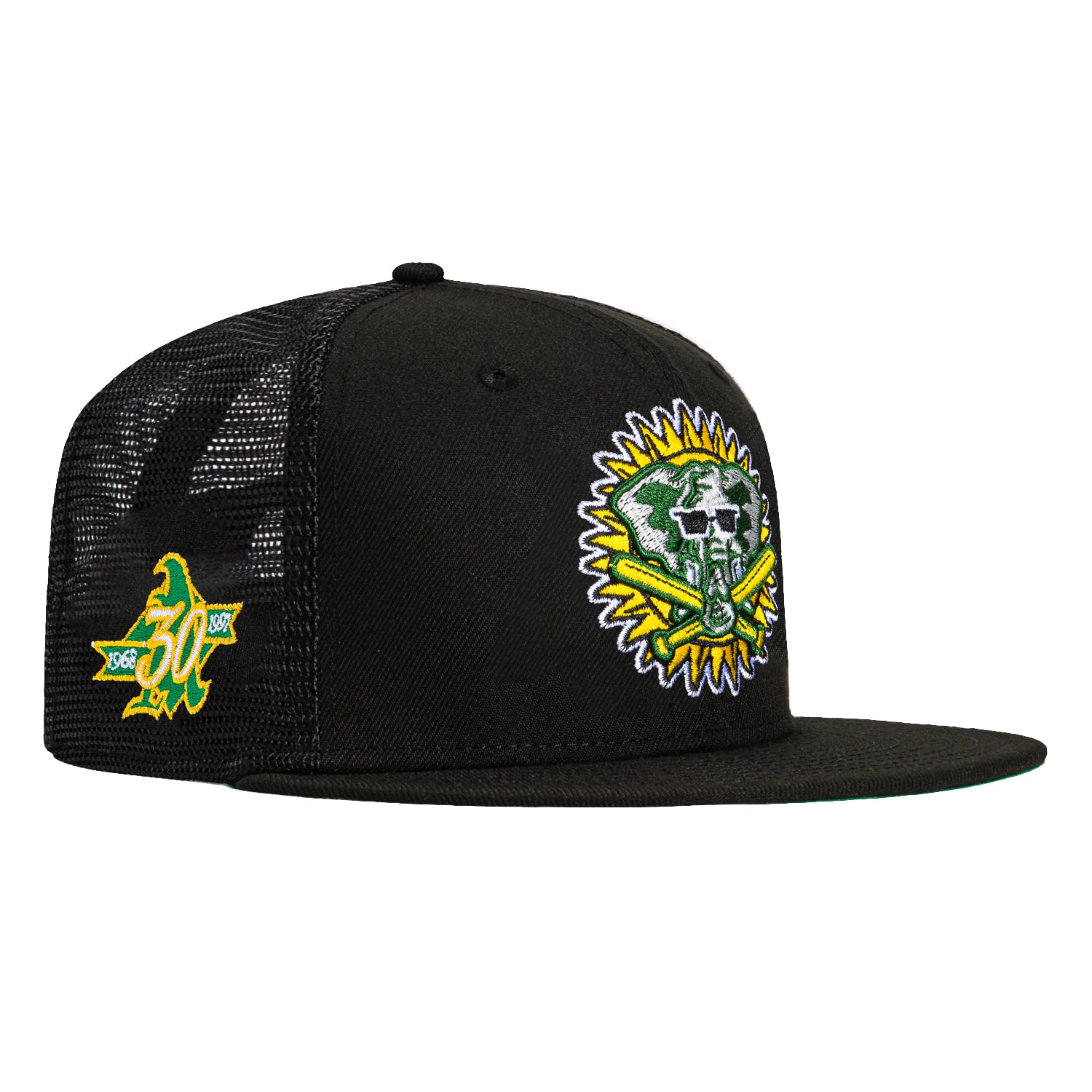 New Era 59Fifty Black Oakland Athletics 30th Anniversary Patch Snapback Trucker Hat - Adjustable Baseball Cap for Men & Women - Perfect for Baseball Games, Streetwear Fashion & Outdoor Activities
