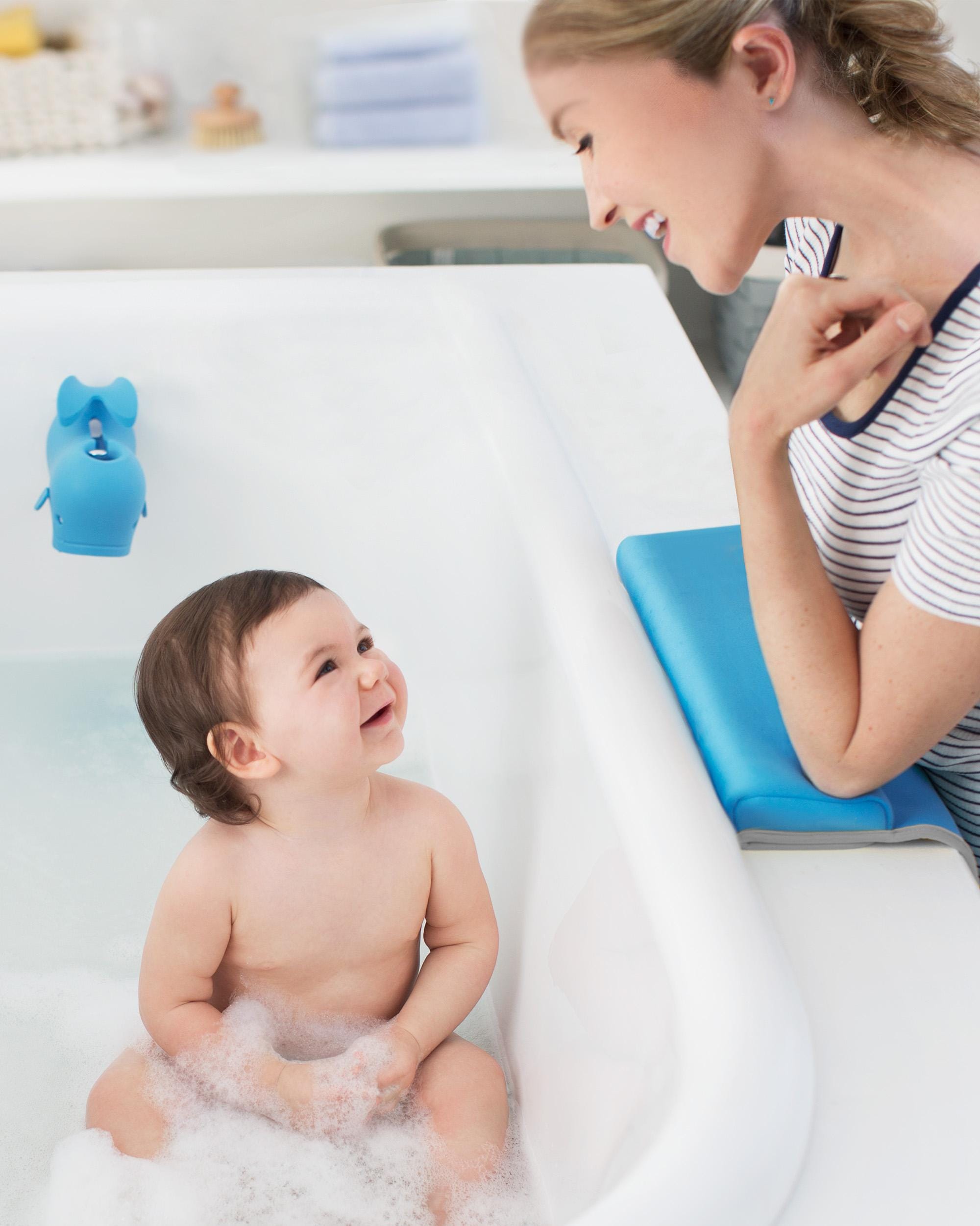 Skip Hop Moby Bathtub Elbow Rest - Soft Baby Bath Support for Newborns & Infants - Perfect for Safe & Comfortable Bath Time at Home