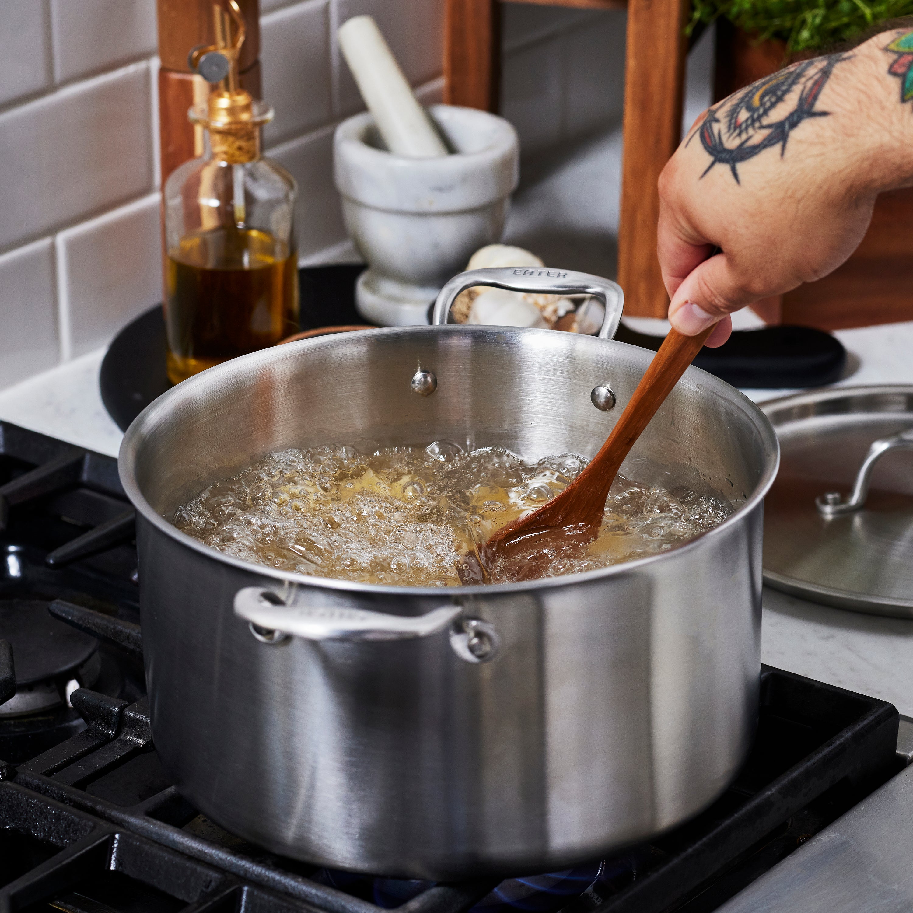Heritage Steel 8 Quart Stock Pot with Lid - Premium Stainless Steel Cookware for Soups, Stews & Pasta - Perfect for Home Chefs & Professional Kitchens