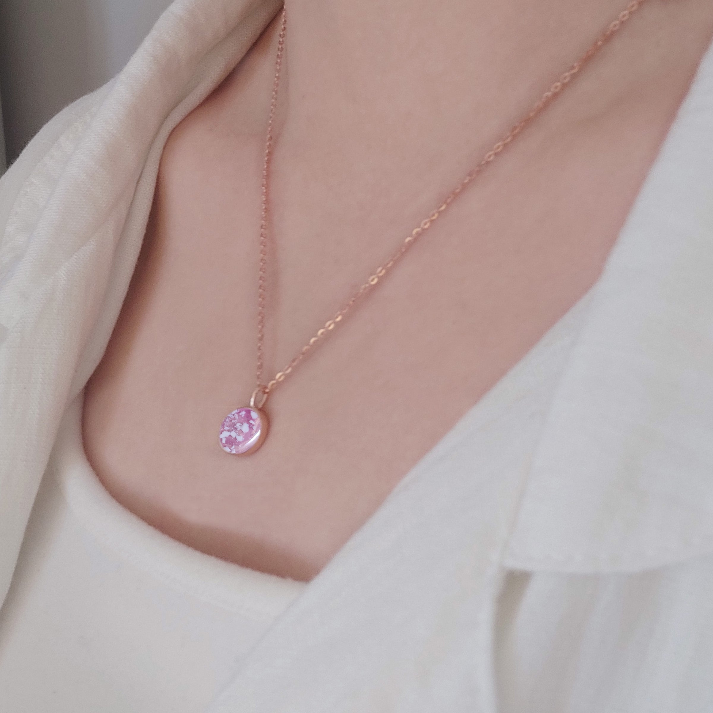 Life Circle Memorial Ashes Necklace for Loved Ones - Cremation Jewelry Keepsake for Ashes - Perfect for Remembrance, Funerals & Special Occasions
