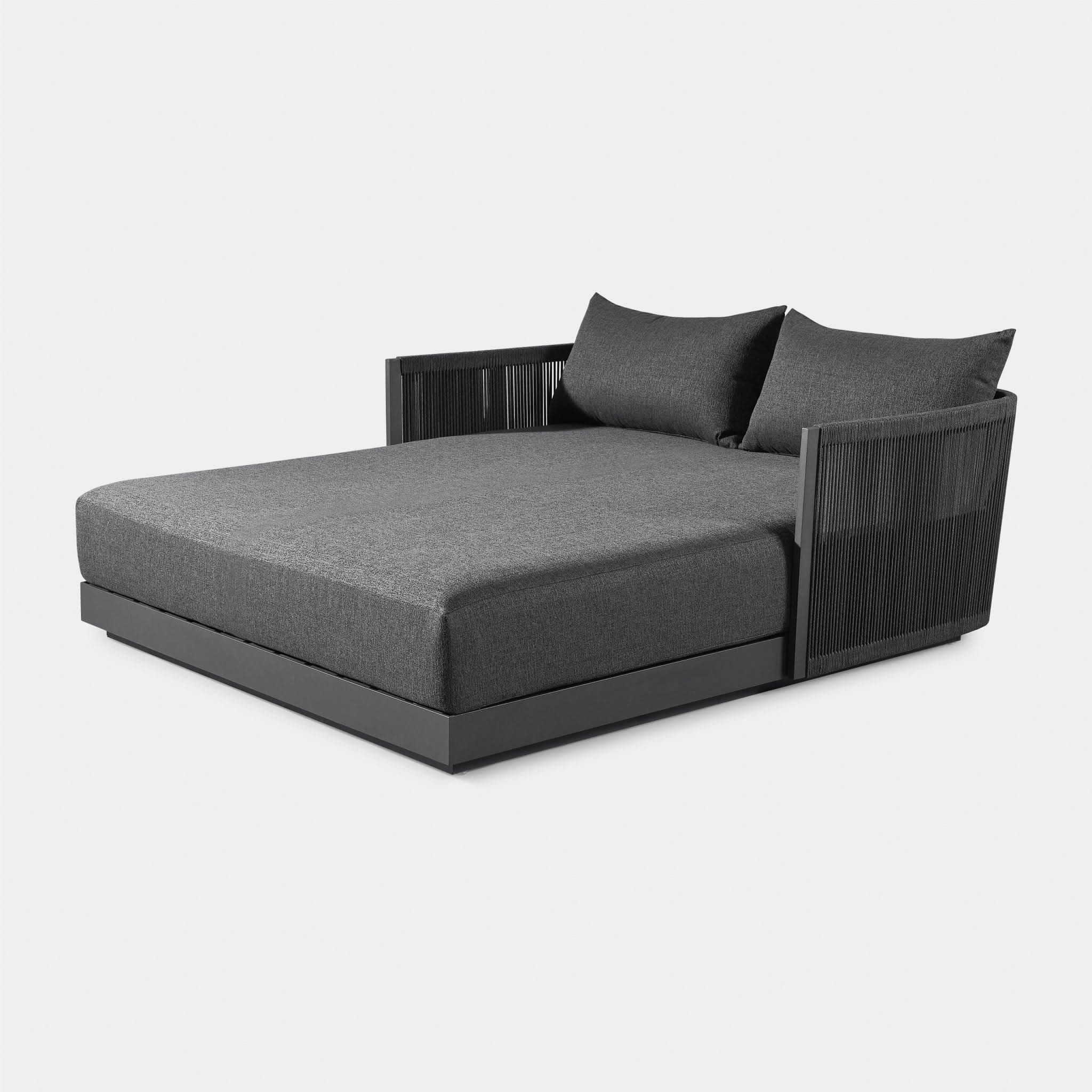 Antigua Daybed - Modern Outdoor Patio Furniture for Poolside Lounging, Garden Relaxation & Backyard Decor