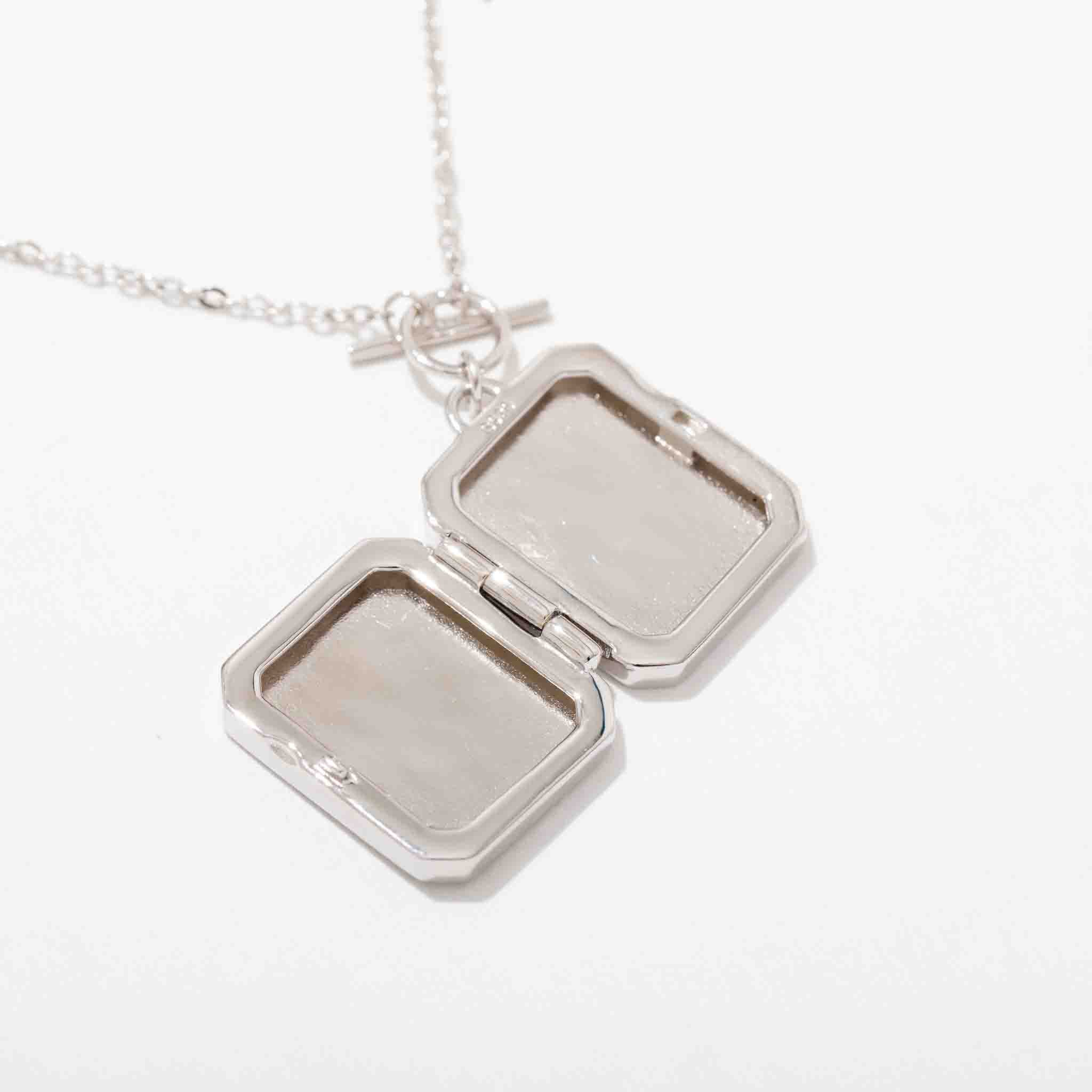 Rachel Locket Necklace - Elegant Heart Pendant Jewelry for Women | Perfect Gift for Valentine's Day, Anniversary & Special Occasions | Wear with Dresses, Formal Attire or Everyday Outfits