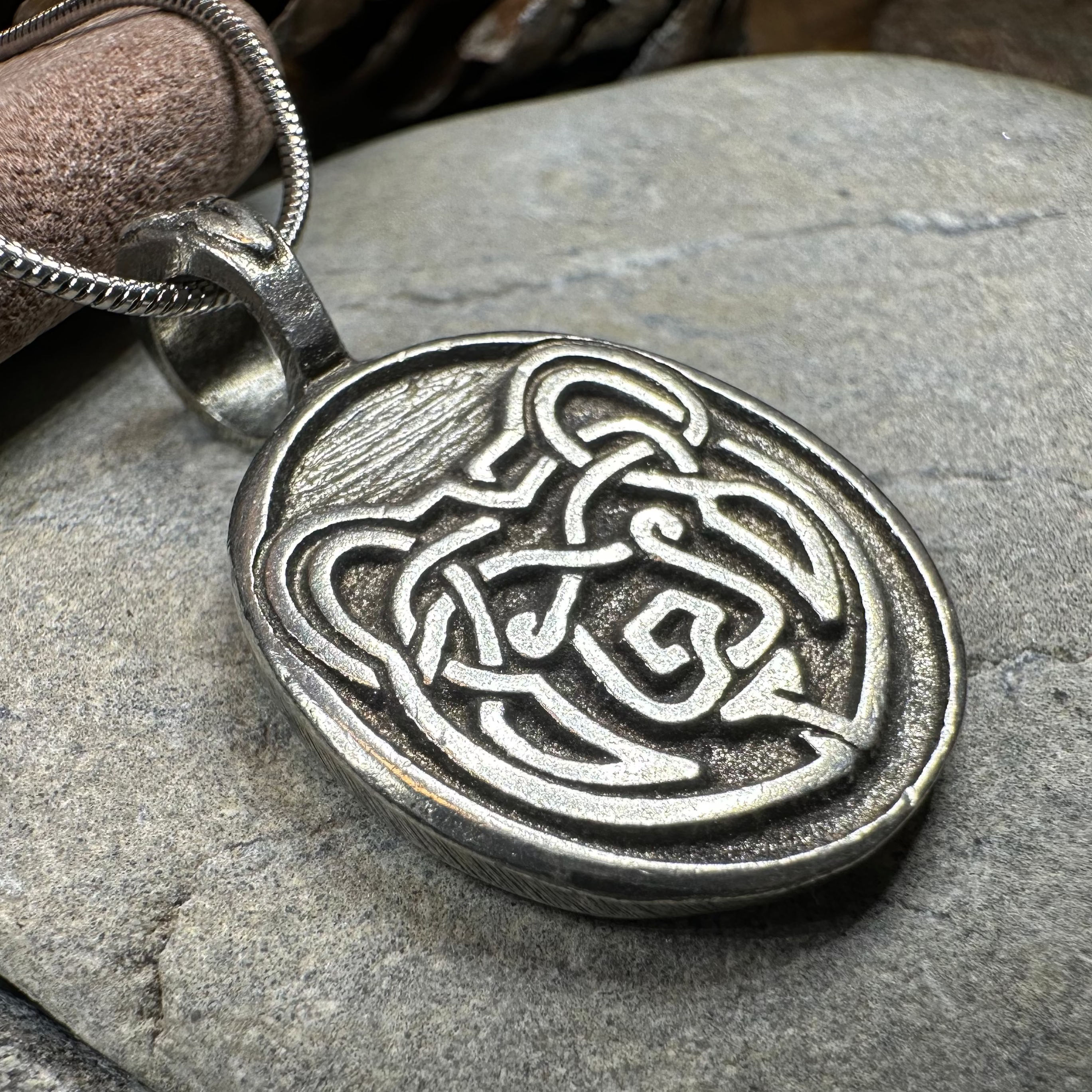 Celtic Bear Pewter Necklace for Men & Women - Handcrafted Viking Jewelry - Perfect for Gifts, Cosplay & Everyday Wear