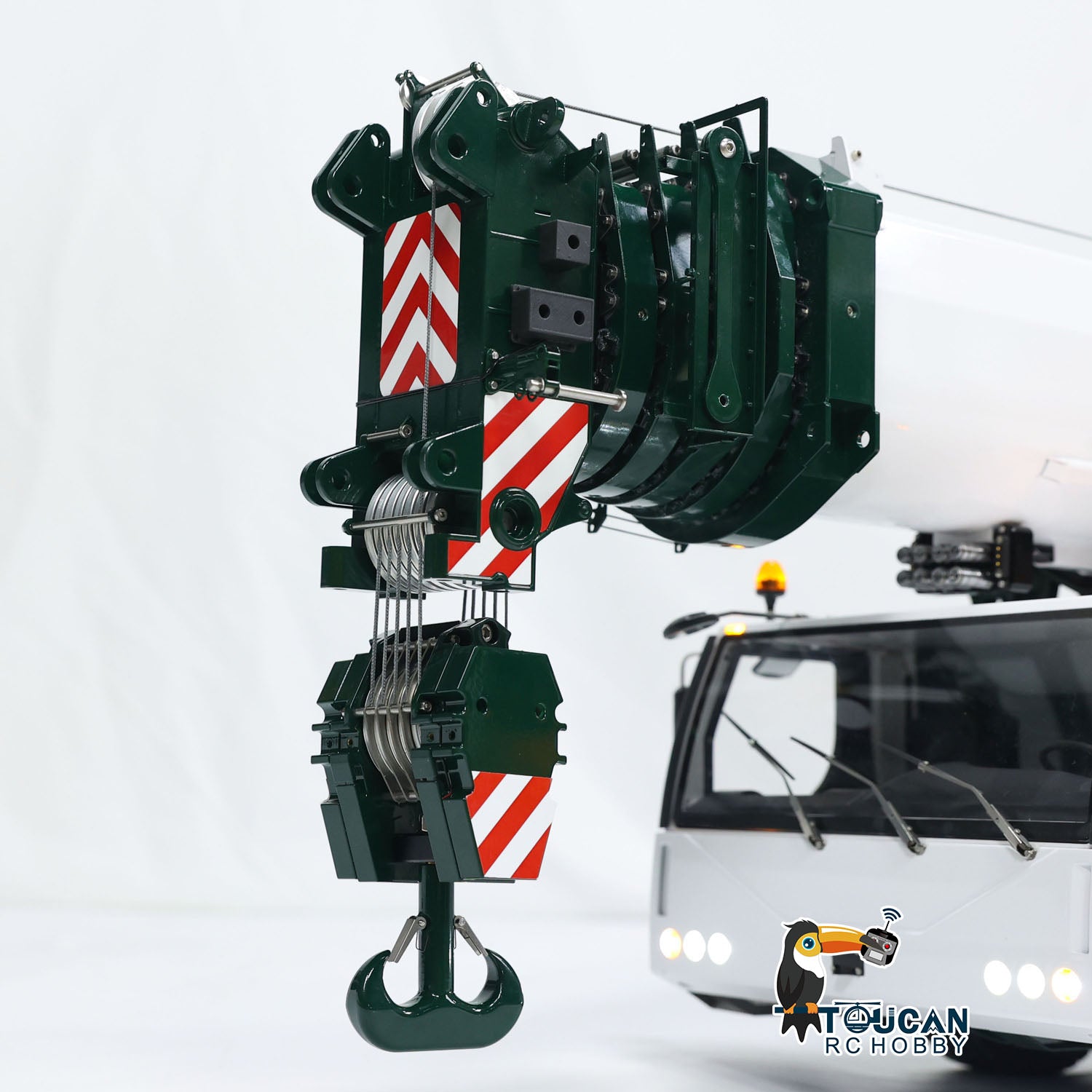 Eyewhale 1/14 Scale 6-Axle LTM1350 RC Hydraulic Mobile Crane - 5M Length Radio Controlled Heavy Duty Construction Vehicle, PNP Hobby Model for Adults - Perfect for Construction Simulation, RC Enthusiasts & Collectors