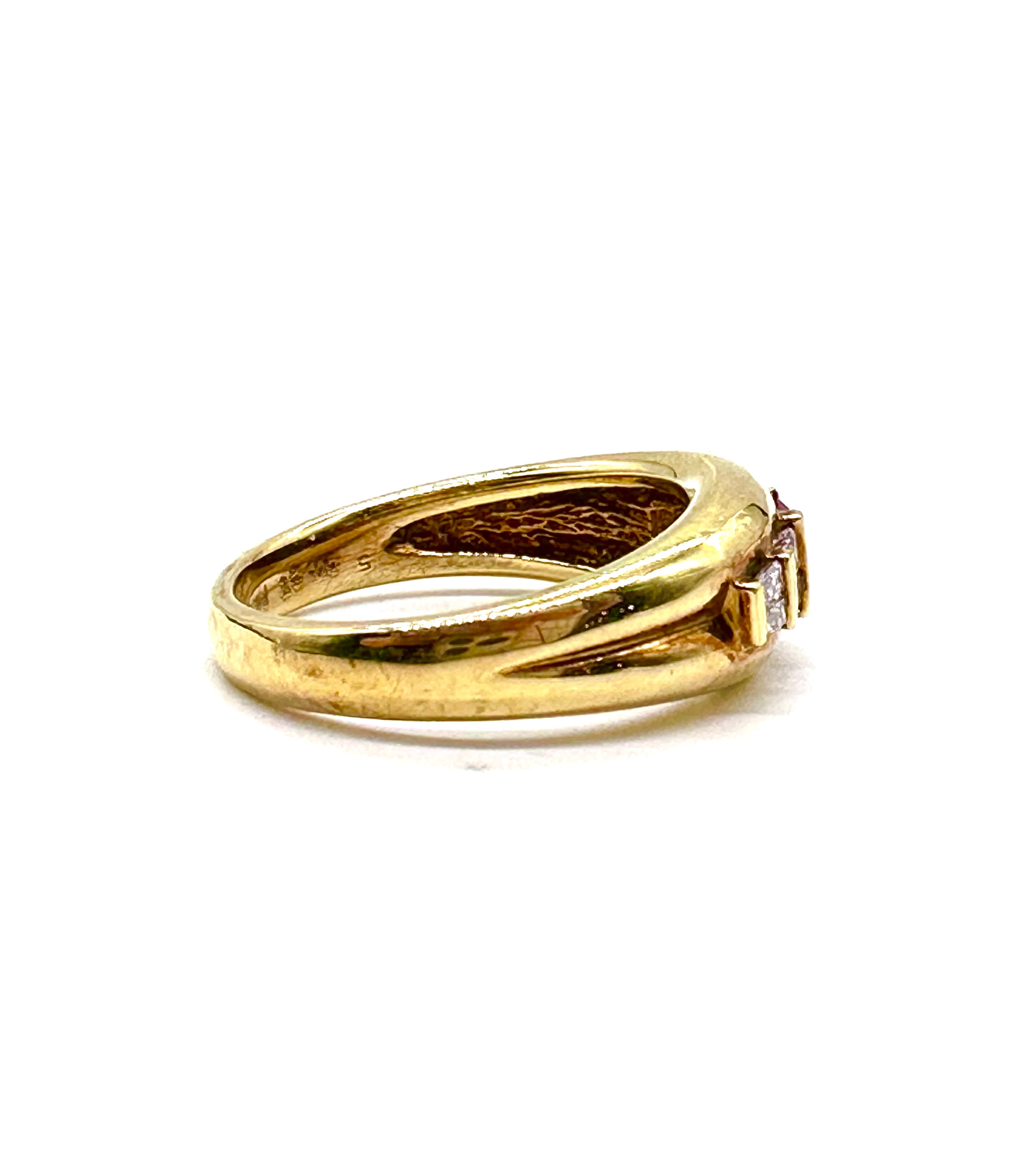 Exquisite Diamond and Ruby Ring for Women - Elegant 14K Gold Wedding, Engagement & Anniversary Jewelry Gift - Perfect for Special Occasions & Romantic Moments
