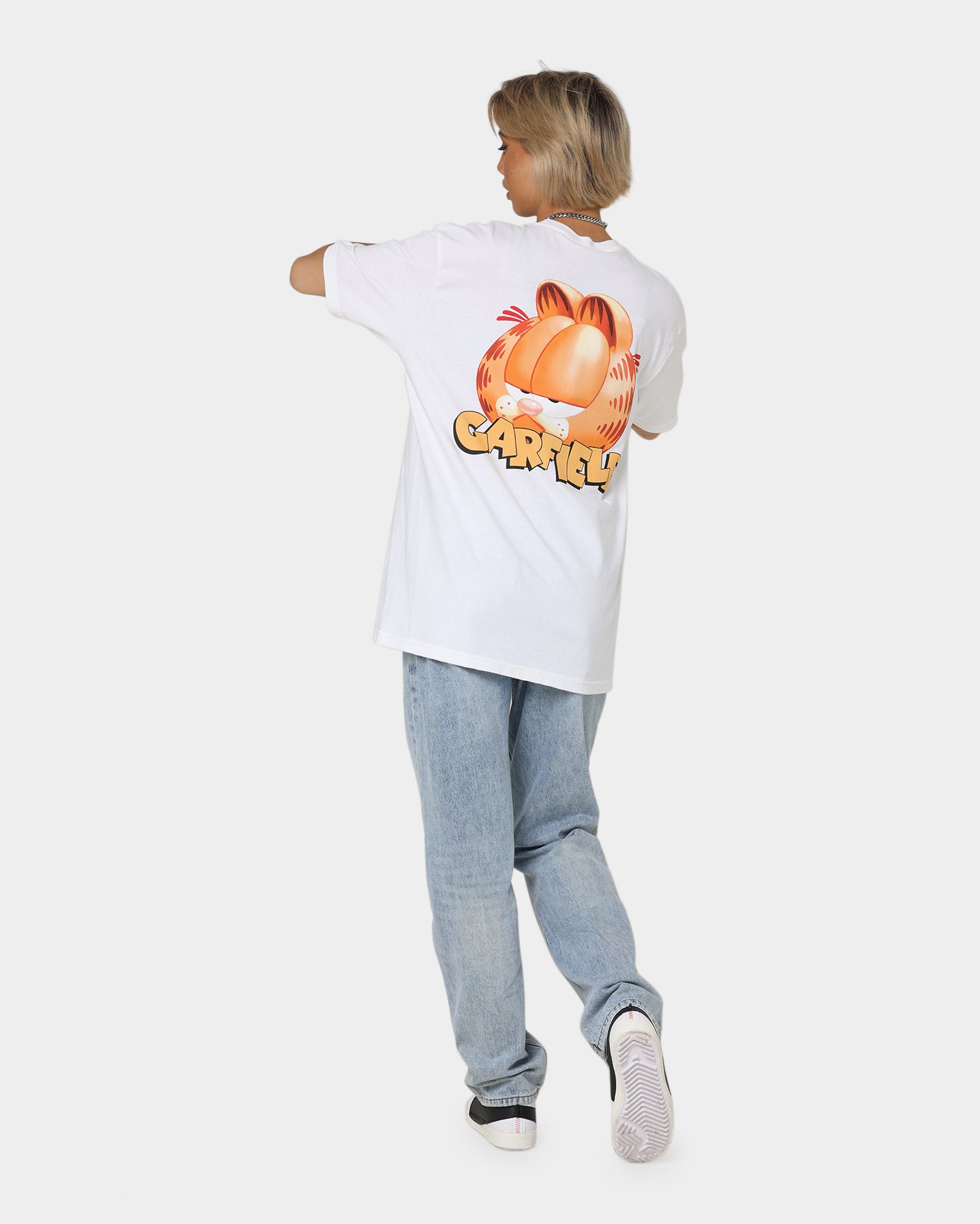 Vintage Garfield Face Graphic T-Shirt for Men & Women - White Cotton Tee - Perfect for Casual Wear, Cosplay & Pop Culture Fans