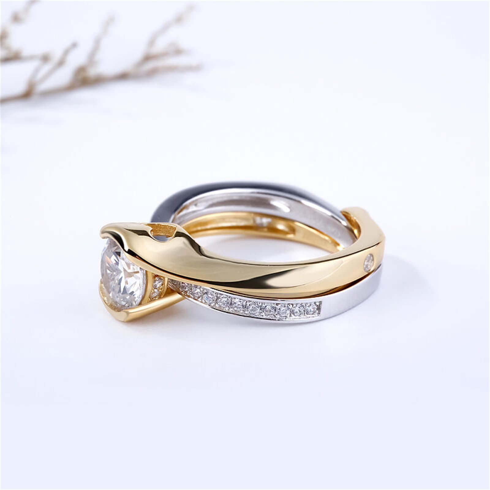 Jeulia 2.5 Carat Asymmetric Diamond Ring Set for Women - 14K Gold Plated Cubic Zirconia Engagement Ring, Anniversary Promise Ring, Romantic Jewelry Gift for Her - Perfect for Weddings, Proposals & Special Occasions