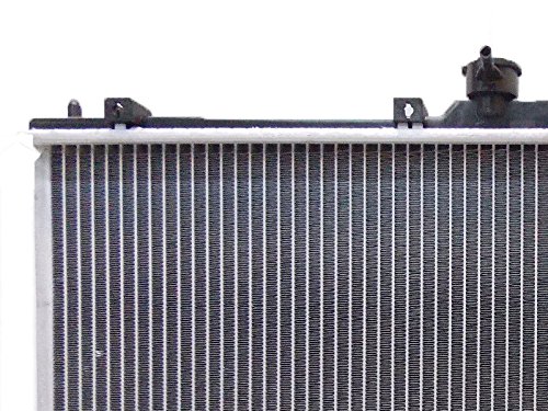 High-Performance Aluminum Car Radiator - Universal Fit for Most Vehicles - Efficient Engine Cooling for Sedans, Trucks & SUVs - Perfect for Daily Commute & Long Road Trips