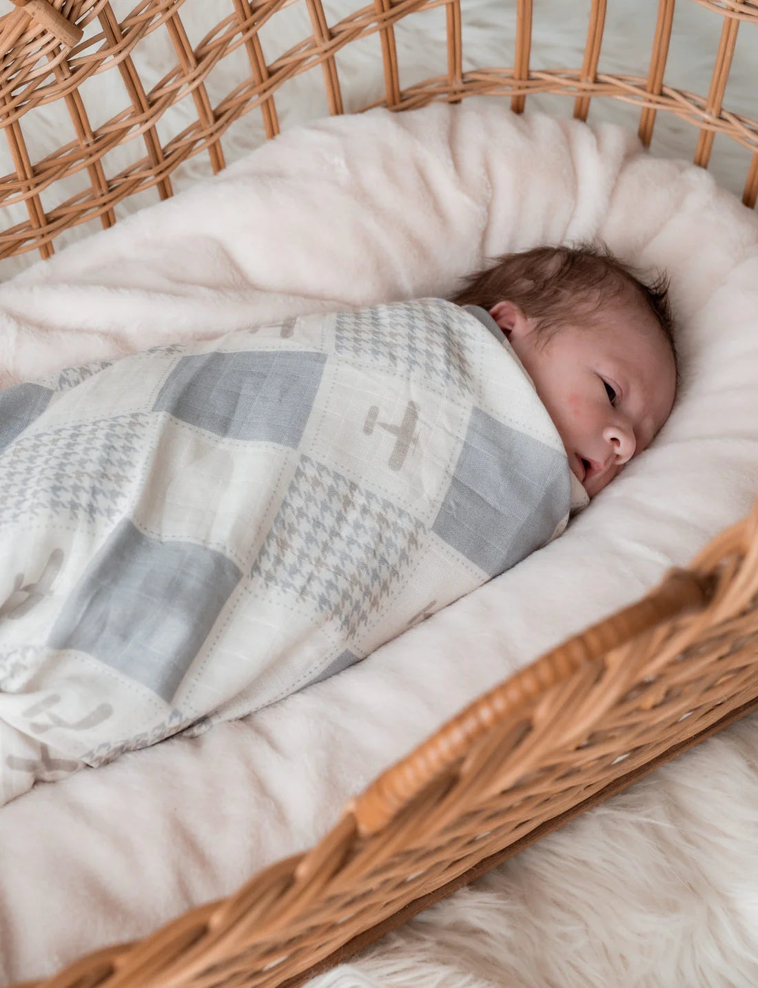 Organic Muslin Swaddle Blanket - Soft & Breathable Baby Wrap for Newborns - Perfect for Swaddling, Nursing Cover & Stroller Use - Wright Flyer Design