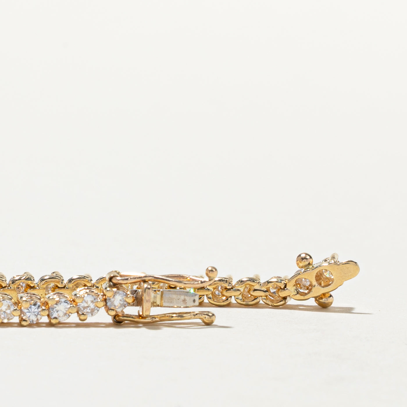 14K Gold Diamond Tennis Bracelet for Women - 2.35 Carat Total Weight (ctw) - 7 Inch Adjustable Length - Elegant Jewelry Gift for Anniversary, Birthday & Special Occasions