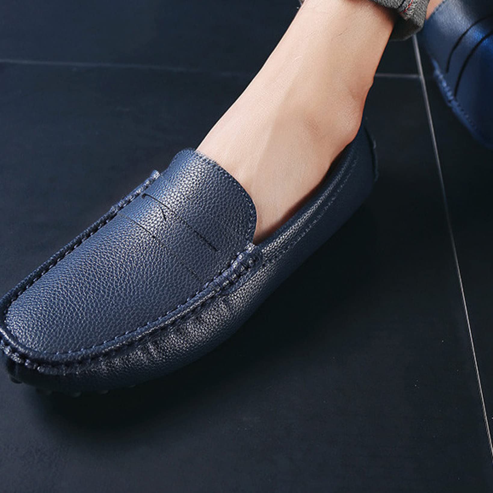 **Hoxekle Men's Penny Loafers - Casual Slip-On Moccasins, PU Leather Driving Shoes, Lightweight Boat Shoes for Everyday Wear | Perfect for Office, Travel & Leisure**