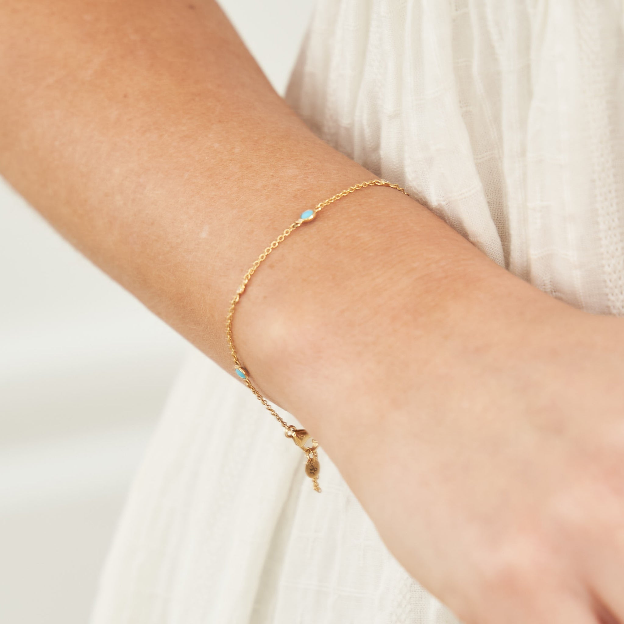 14K Gold Dainty Bracelet with White Diamonds - Elegant Minimalist Jewelry for Women, Perfect for Weddings, Anniversaries & Everyday Wear