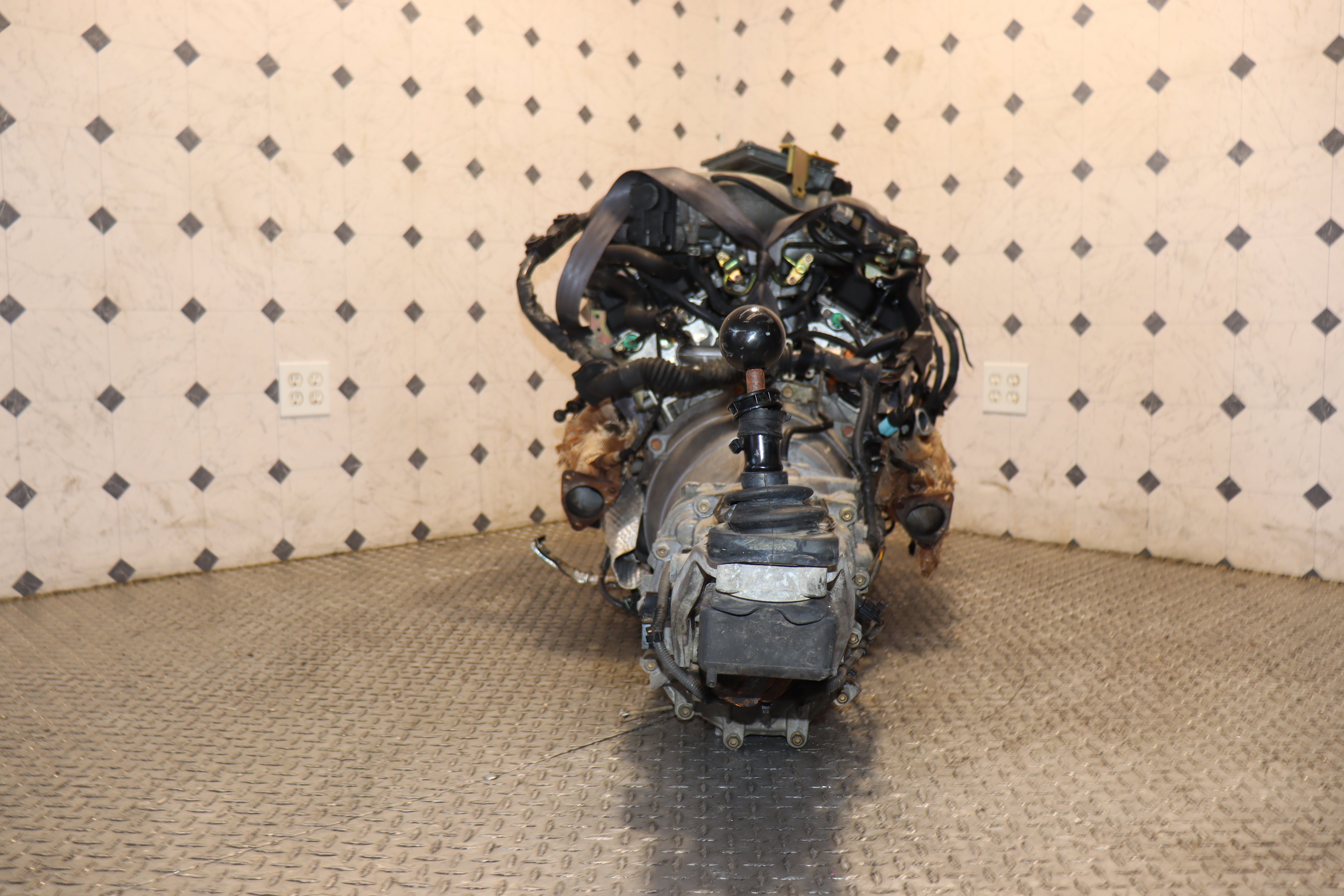 JDM Nissan 350Z G35 RevUp Engine & 6-Speed CD09 Transmission - High Performance Upgrade for Racing & Drifting | Perfect for Track Days & Car Enthusiasts
