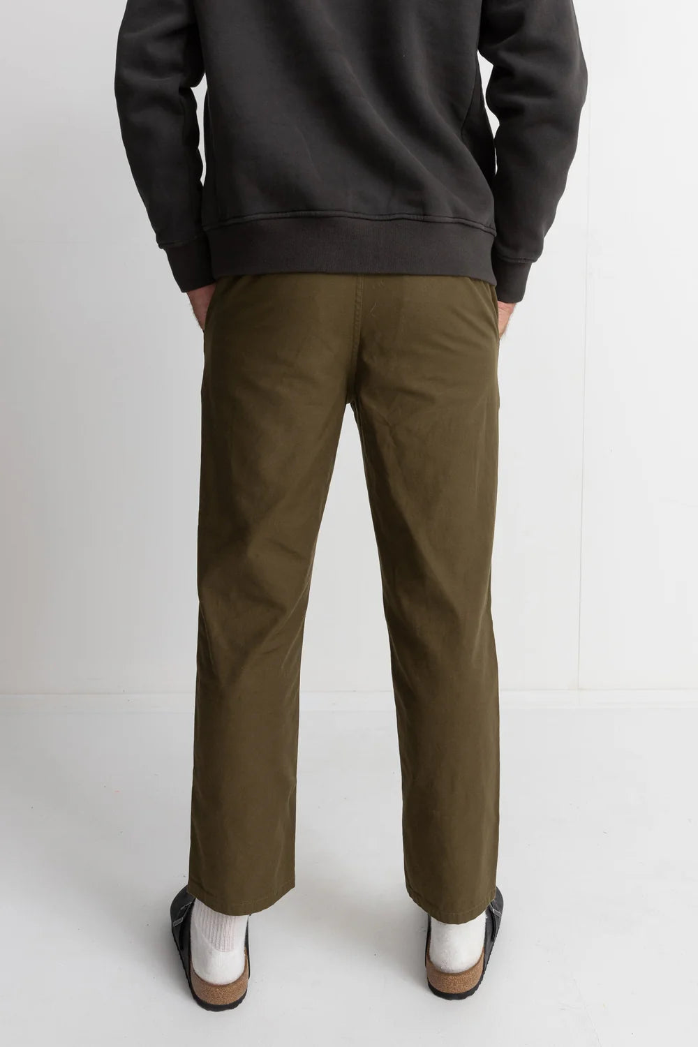 Classic Olive Fatigue Pants for Men - Durable Military Style Cargo Pants for Work, Hiking & Outdoor Adventures