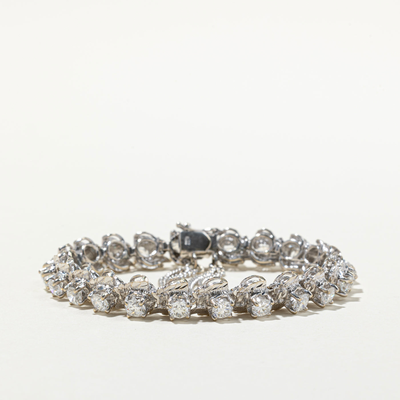 18K White Gold Vintage Diamond Tennis Bracelet for Women | 5.64ctw | 6.5 Inches | Elegant Jewelry Gift for Anniversary, Wedding & Special Occasions