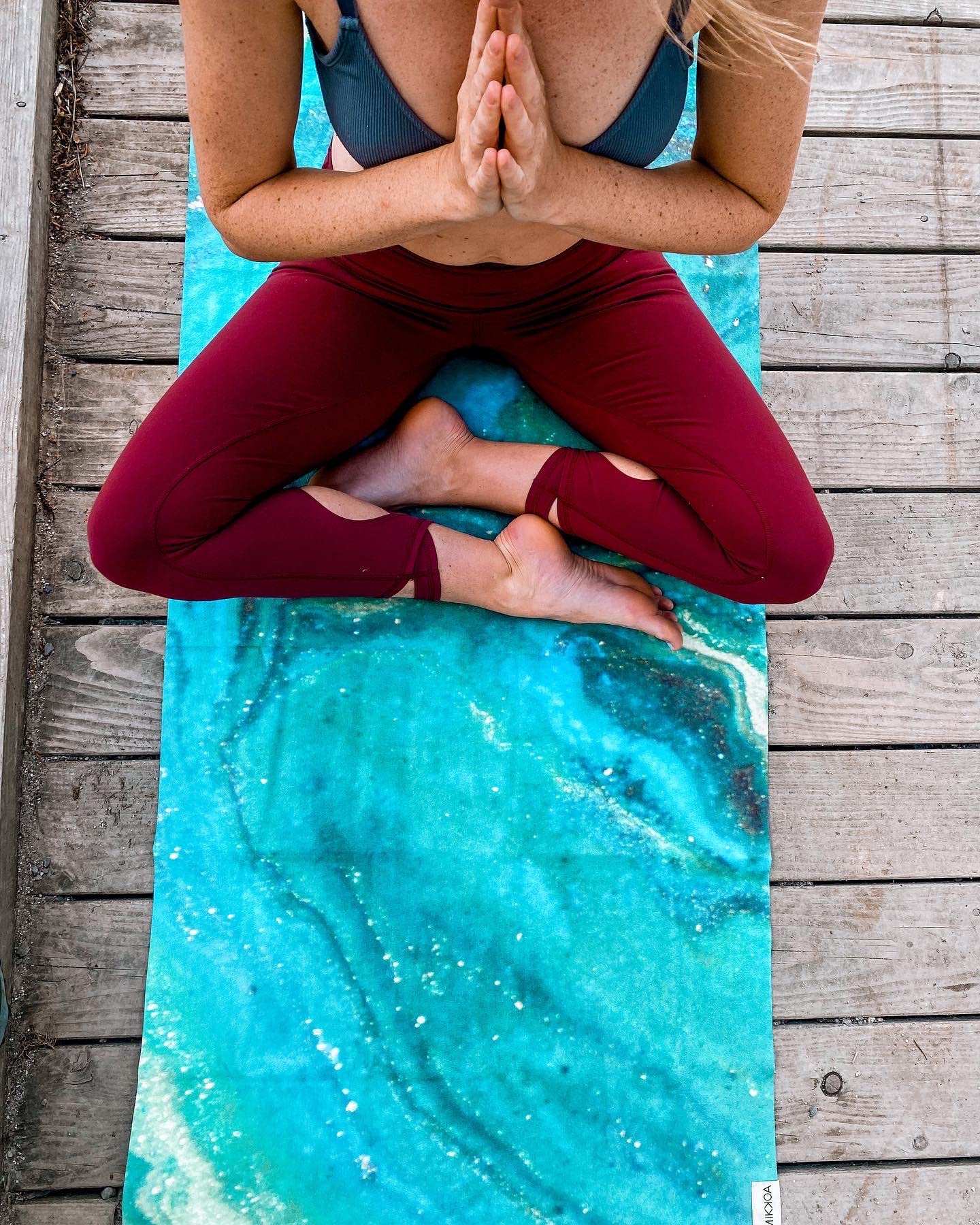 Eco-Friendly Travel Yoga Mat 1.5mm - Foldable & Lightweight Exercise Mat for Yoga, Pilates, Gym, Backpacking & Outdoor Activities | Machine Washable | Perfect for Travel, Yoga Retreats & Home Workouts