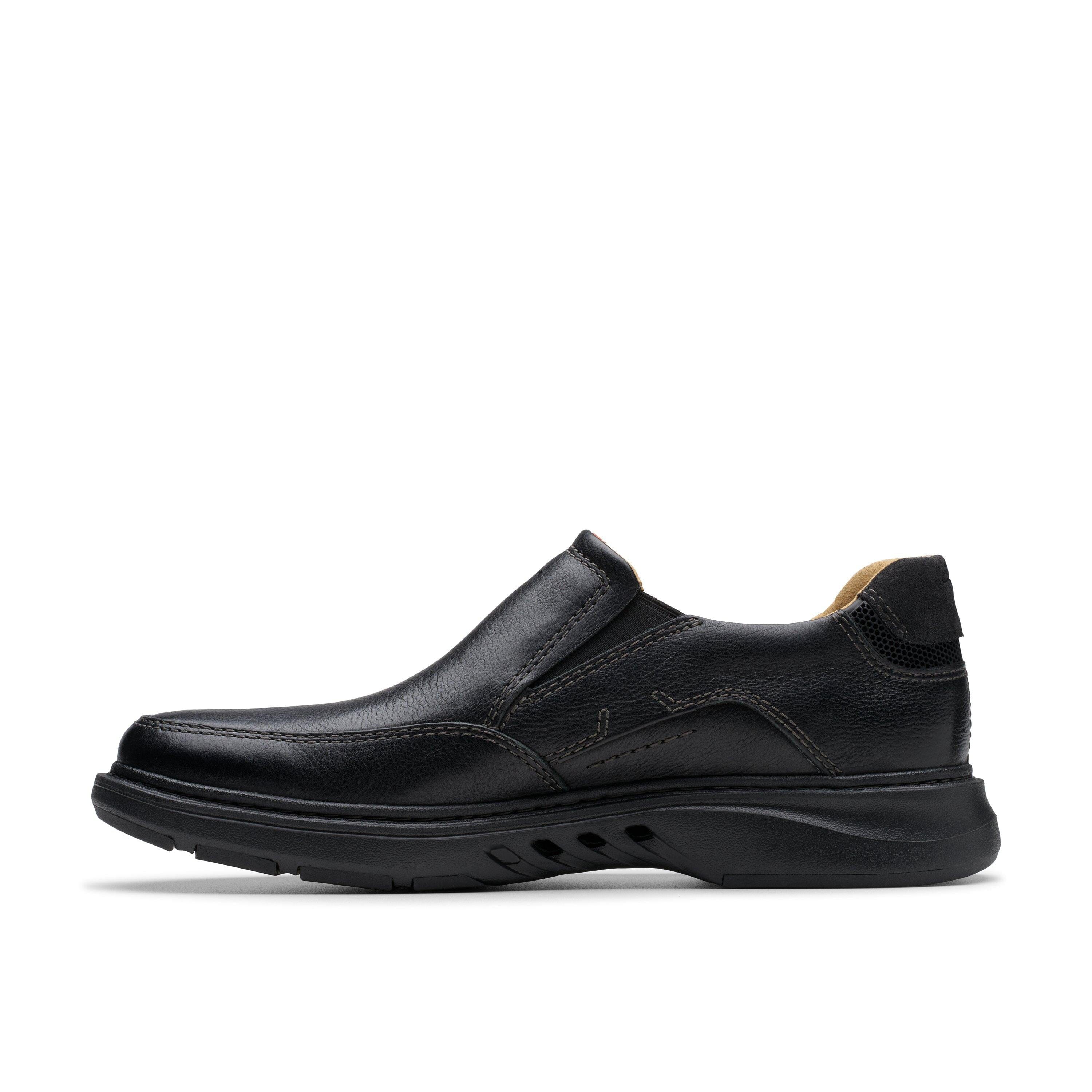 CLARKS Men's Briley Step Loafers - Comfortable Slip-On Shoes for Wide & Medium Width - Perfect for Business Casual & Office Wear