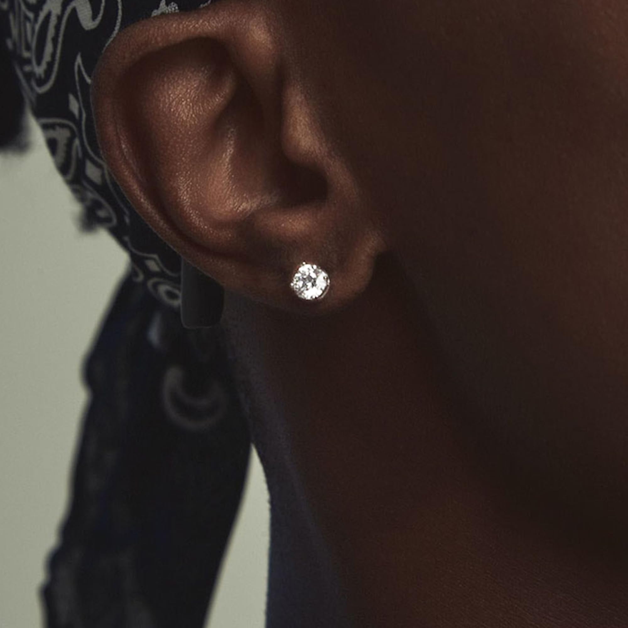 Hypoallergenic 925 Sterling Silver Stud Earrings for Women & Men - Round Cubic Zirconia CZ Ear Studs (6mm) - Perfect for Sensitive Ears, Everyday Wear & Gift Giving