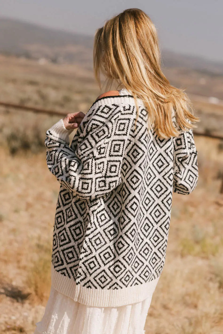 Stylish Jennifer Geometric Cardigan for Women - Cozy Knit Sweater for Fall & Winter - Perfect for Office, Casual Outings & Layering