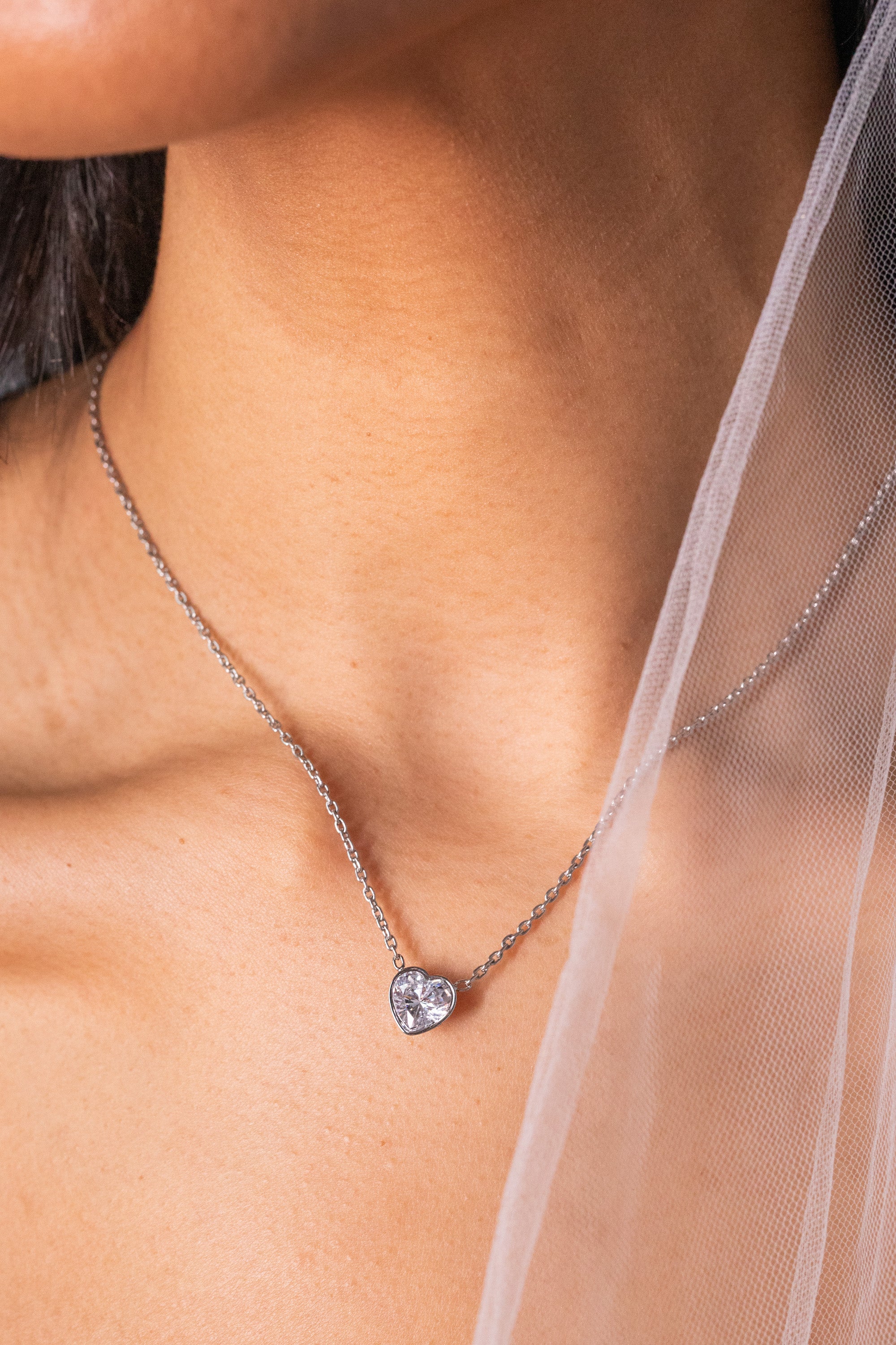 Elegant Crystal Heart Pendant Necklace for Women - 18K Gold Plated Gift for Valentine's Day, Anniversary & Special Occasions