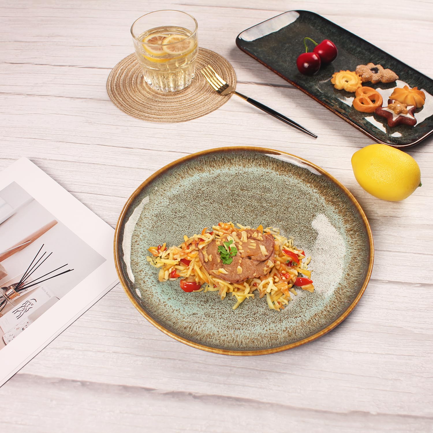 Premium 10-Inch Round Ceramic Dinner Plates Set of 4 - Microwave & Dishwasher Safe, Scratch-Resistant Porcelain Dishware for Everyday Meals, Parties & Entertaining - Elegant Kitchen Serving Dishes for Lunch, Dinner & Snacks