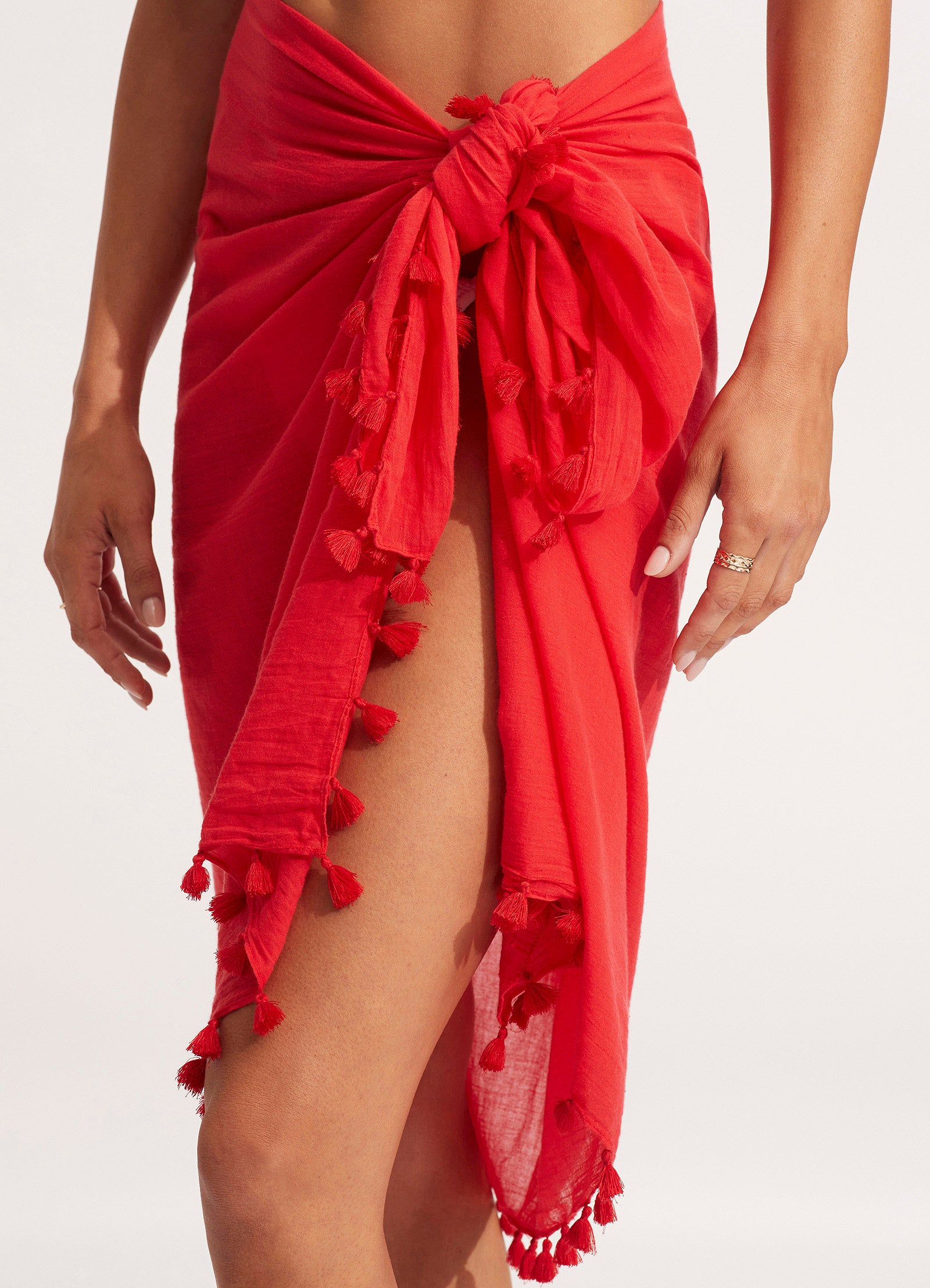 Soft Cotton Gauze Sarong - Lightweight Beach Wrap, Summer Cover Up, Boho Scarf for Women - Perfect for Beach Vacations, Poolside Lounging and Tropical Getaways