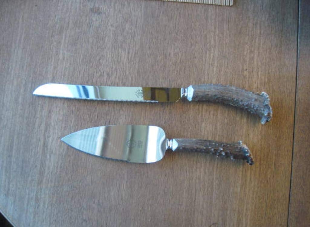 Antler Handle Cake Knife and Server Set - Elegant Wedding Cake Cutting Set for Ceremonies, Parties & Special Occasions
