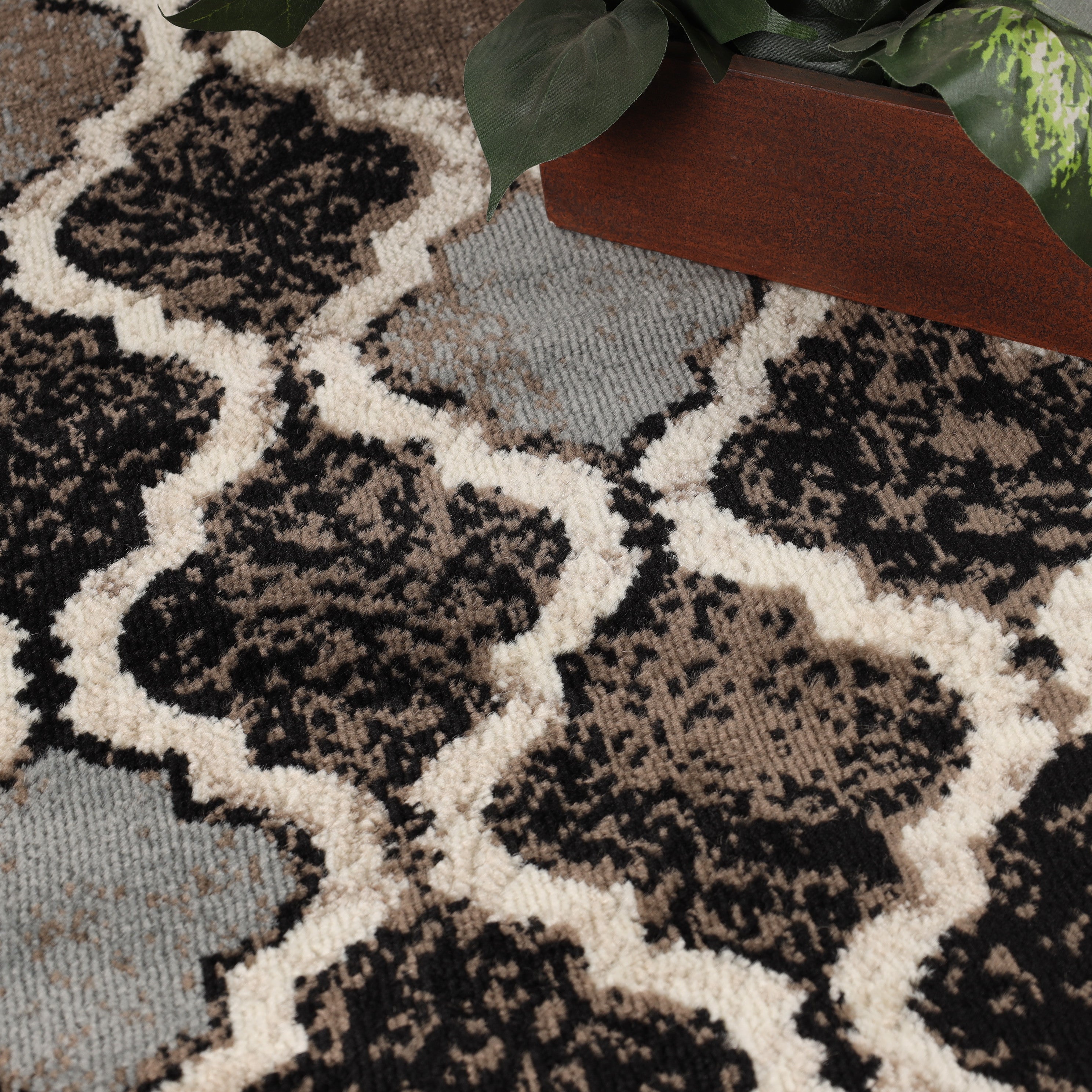 Viking Geometric Trellis Indoor Area Rug & Runner - Non-Slip Boho Chic Carpet for Living Room, Bedroom, Hallway - Perfect for Nordic Home Decor & Cozy Spaces