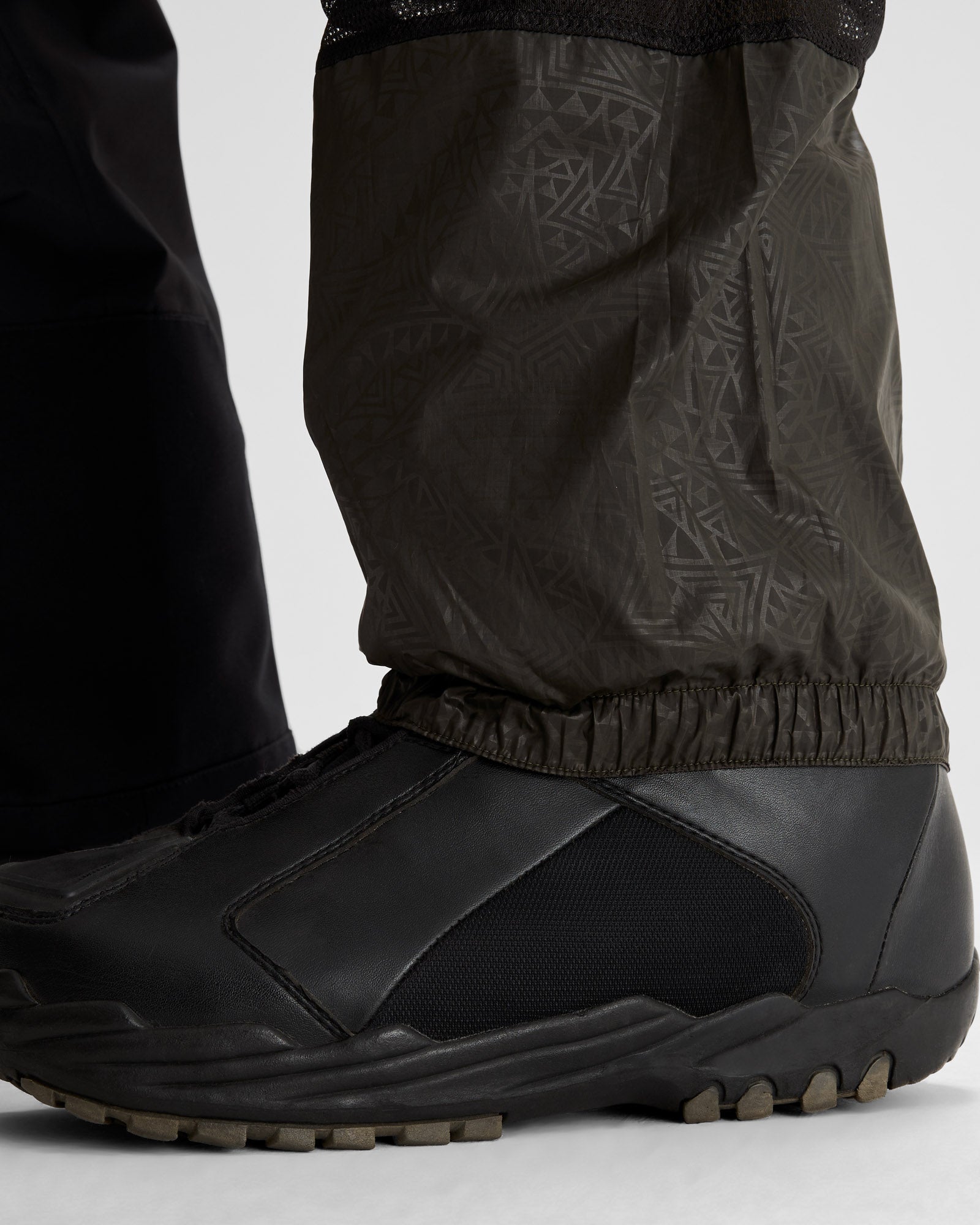 Women's PWDR Days 2L Shell Snow Pants - Waterproof Winter Ski Pants for Women, Black Stingray Color - Perfect for Skiing, Snowboarding & Cold Weather Activities