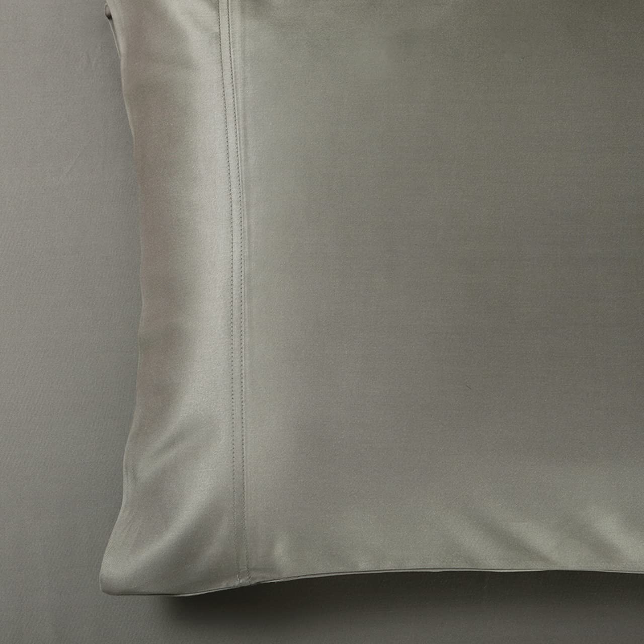Premium Bamboo Viscose Pillowcases Set - 600 Thread Count, Silky Soft & Breathable - Standard Size (2 Pack, Gray) for Luxury Hotels, Home & Guest Room Comfort