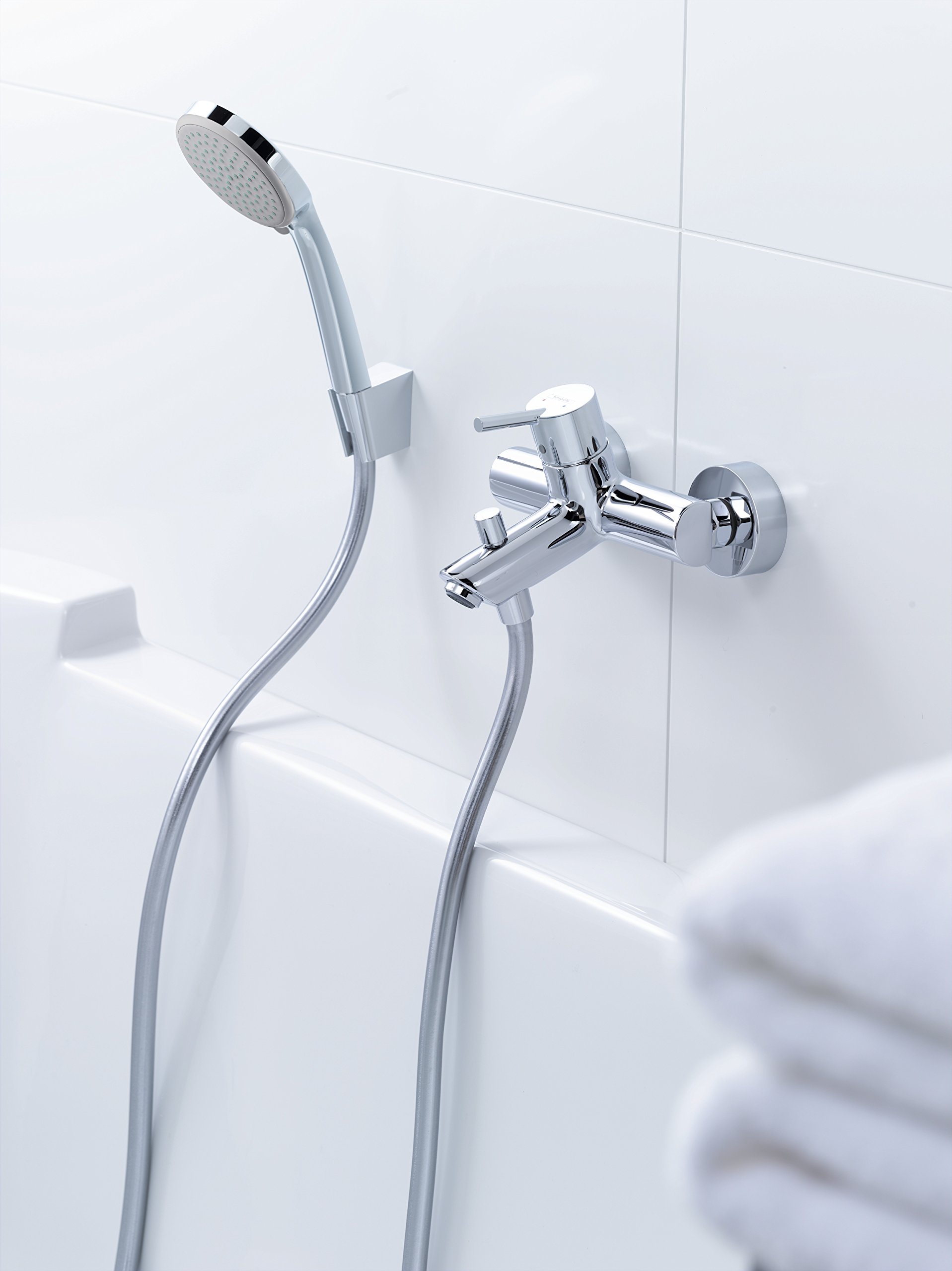 Hansgrohe 27593000 Croma 100 3-Spray Hand Shower Set with 1.25