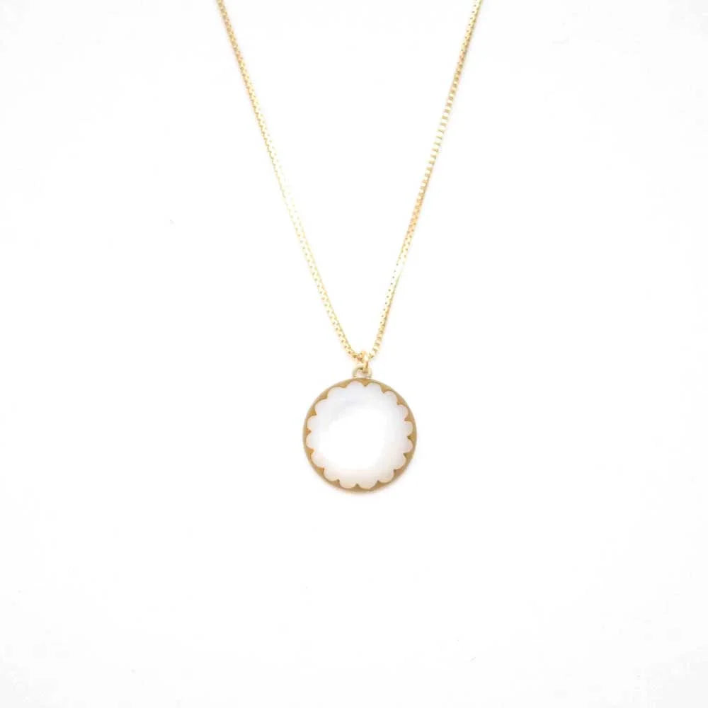 Handcrafted Maki-e Urushi Lacquer Pendant Necklace with White South Sea Pearl Shell - Traditional Japanese Lacquer Jewelry for Women, Elegant Gift for Special Occasions