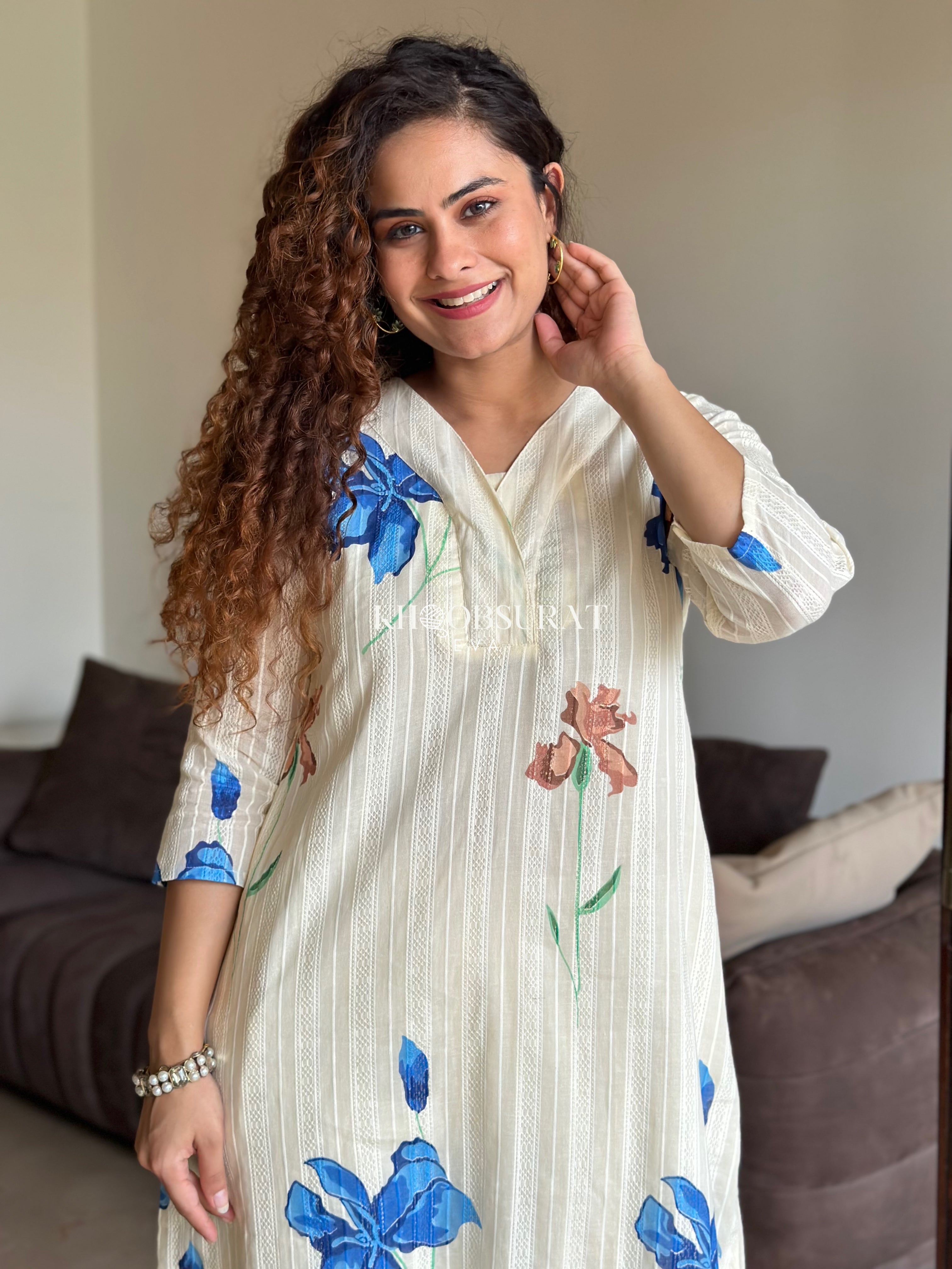 DEVI WHITE BLOOMING FLORAL KURTA SET - Elegant Indian Ethnic Wear for Women | Perfect for Festivals, Weddings & Special Occasions