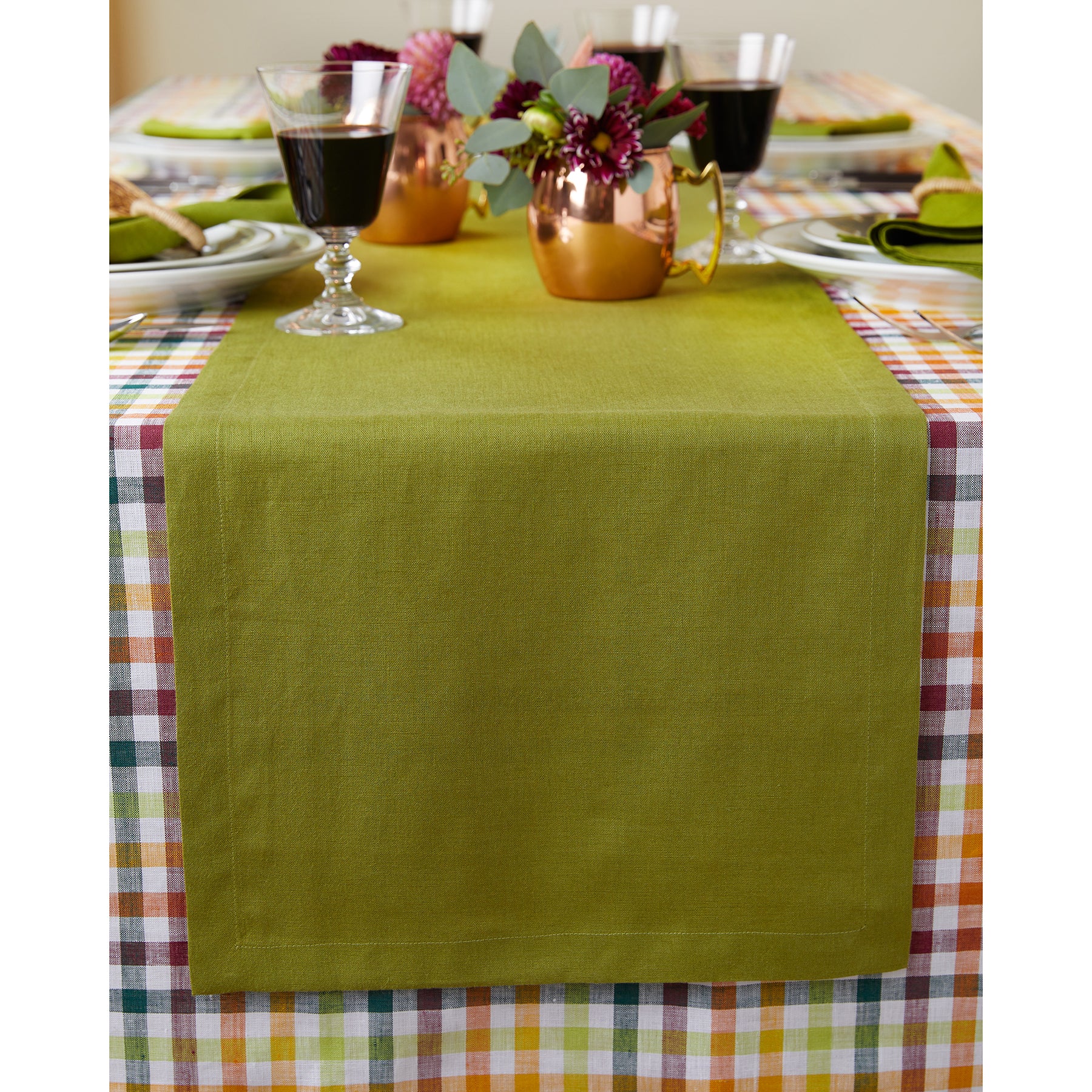 Elegant Fete Table Runner for Weddings, Parties & Events - Premium Decorative Dining Table Cover for Home & Restaurant Decor