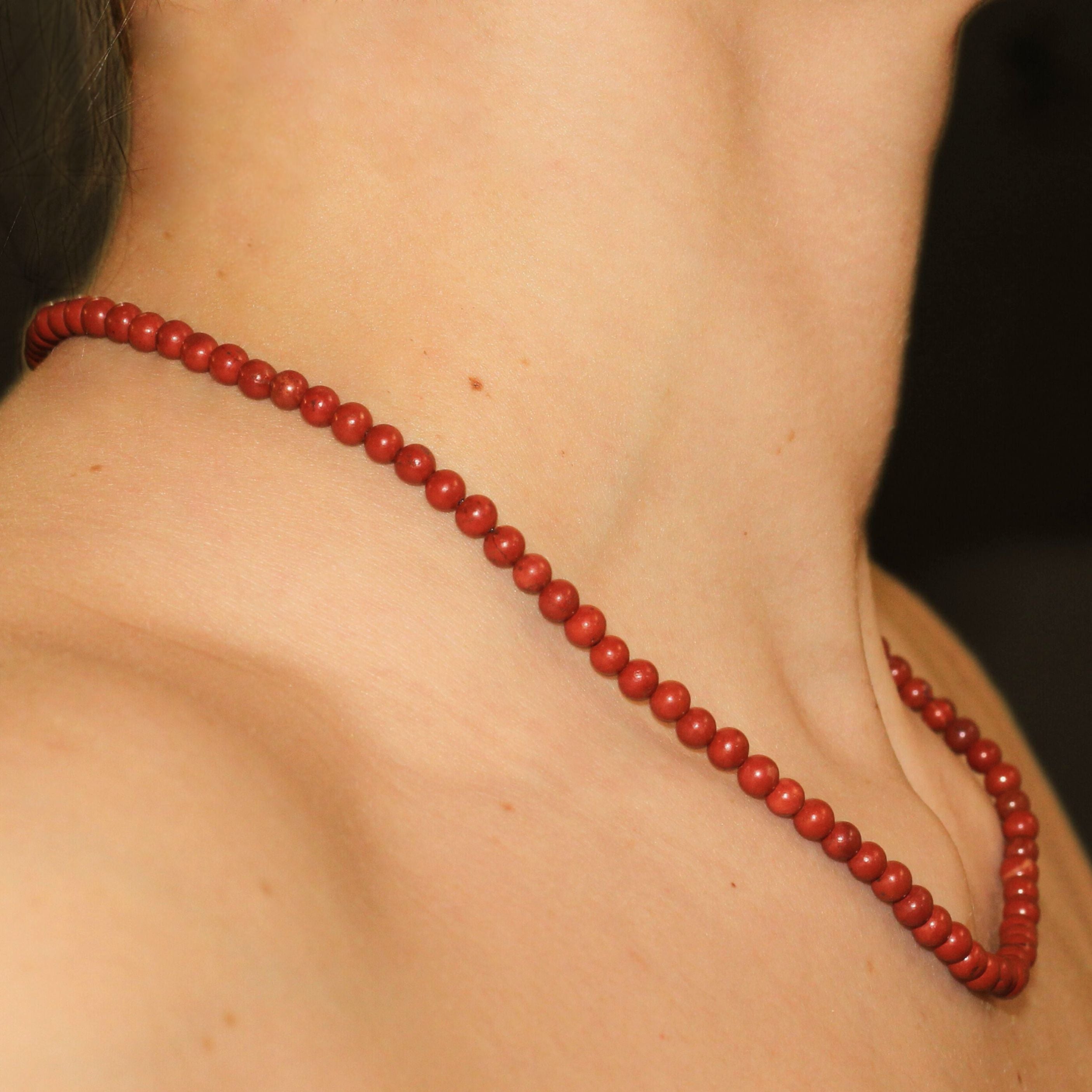 Red Jasper Beaded Necklace Mini - Natural Stone Jewelry for Women, Healing Crystal Necklace for Chakra Balancing & Positive Energy - Perfect for Meditation, Yoga, and Spiritual Gifts