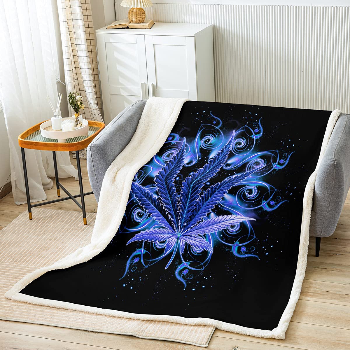 **Premium Cannabis Leaf Sherpa Fleece Throw Blanket - Soft Plush Bohemian Trippy Design for Bed, Sofa & Couch - Blue Twin Size 60