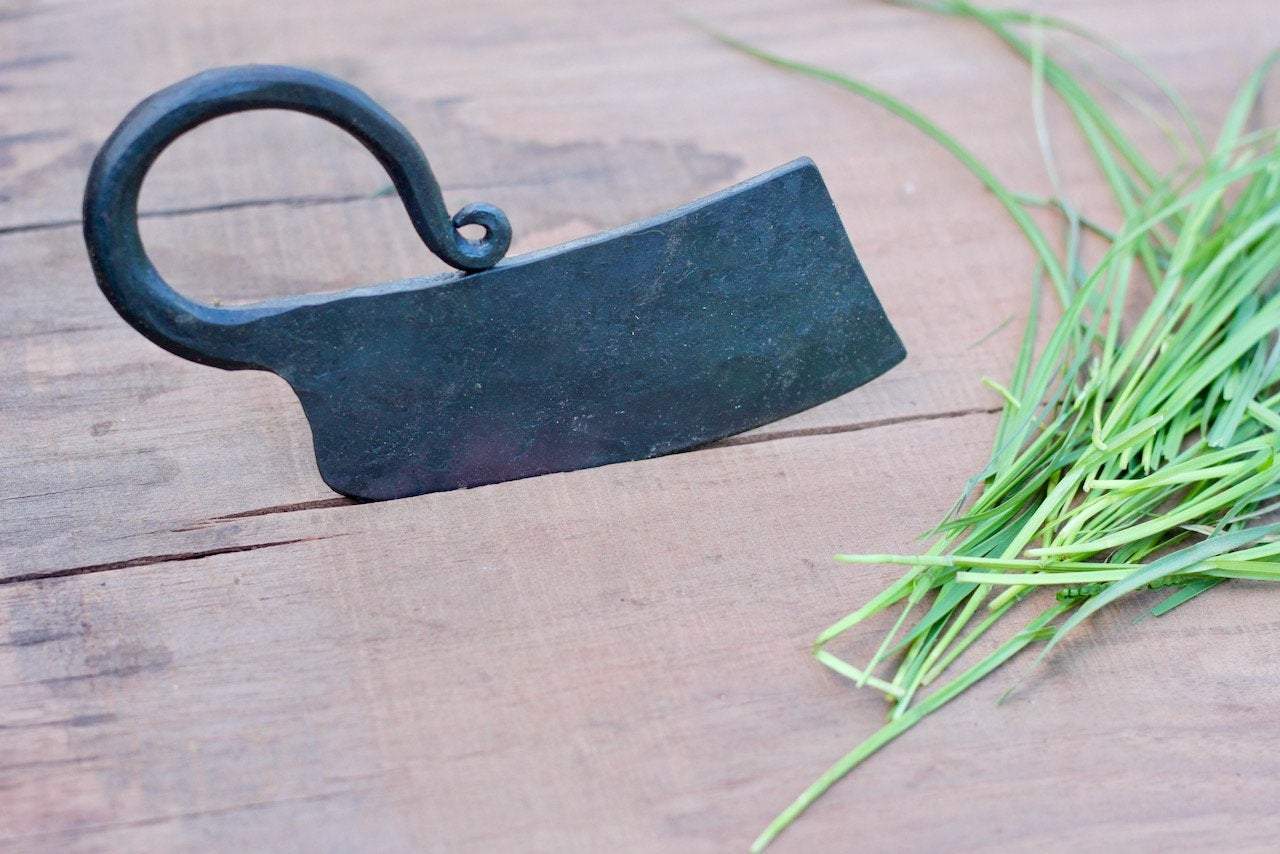 Premium Hand-Forged Herb Chopper - Sharp Stainless Steel Blade for Fresh Herbs, Vegetables & Spices - Perfect for Cooking, Garnishing & Meal Prep - Ideal for Chefs & Home Cooks