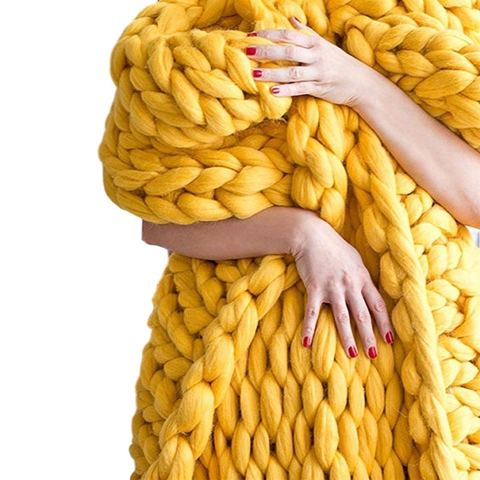 Chunky Knit Blanket - Super Soft Wool Throw for Couch, Bed & Chair - Handwoven Heavy Cozy Blanket (100x150cm/39x59in) - Perfect for Living Room Decor, Winter Snuggling & Home Styling - Yellow