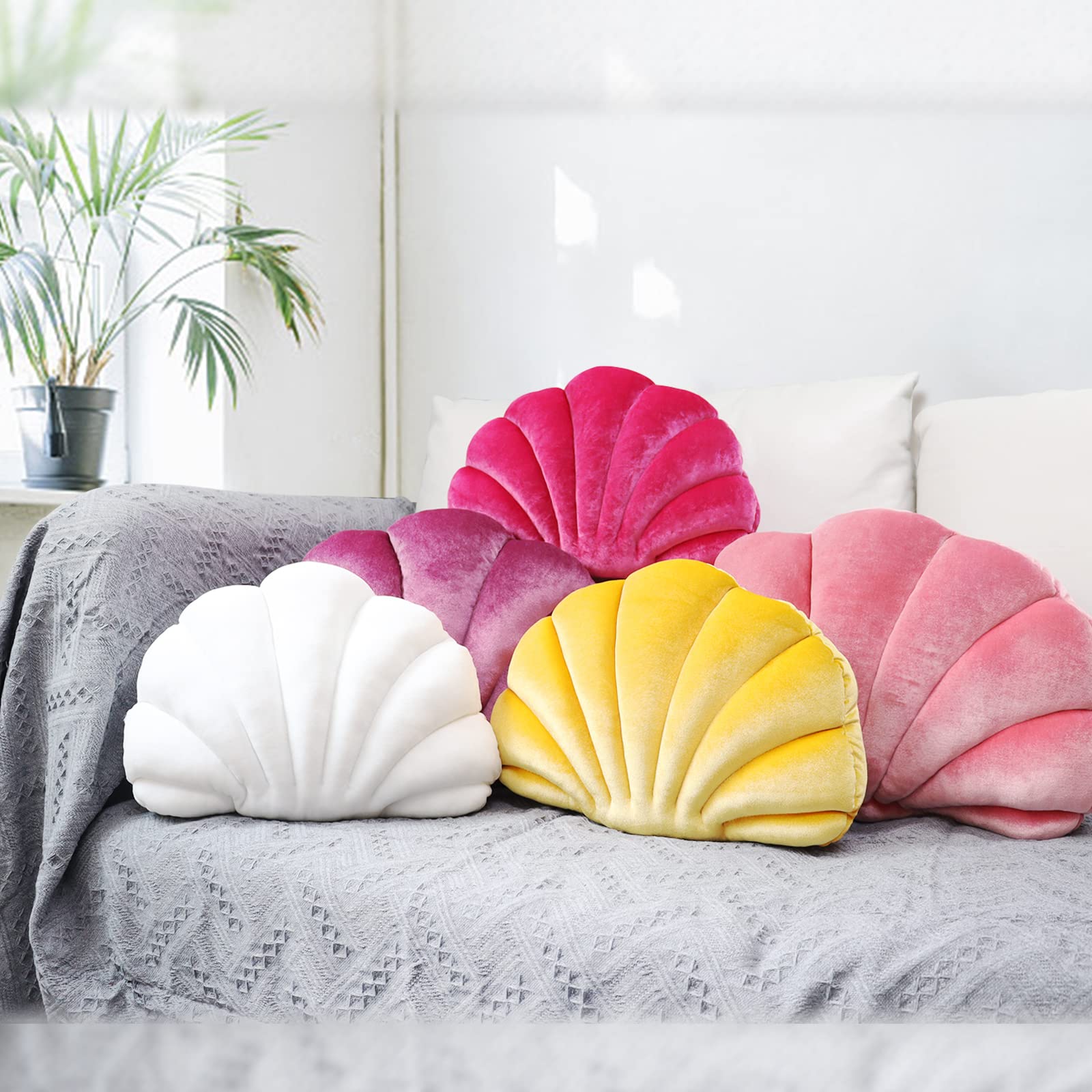 3D Velvet Seashell Shaped Decorative Throw Pillow - Soft Ocean Themed Cushion for Bed, Couch, Sofa & Chair (18x13 Inches) - Perfect for Coastal Decor, Beach House Bedding & Boho Home Accessories