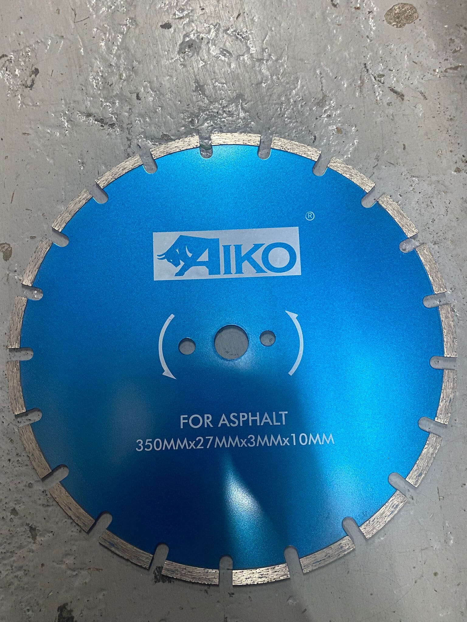 Aiko DB ADS01 14B 14-Inch 350mm x 27mm x 40mm x 3mm x 10mm 24T Diamond Saw Blade for Cutting Asphalt (Blue) - Perfect for Road Construction, Concrete Work & DIY Projects