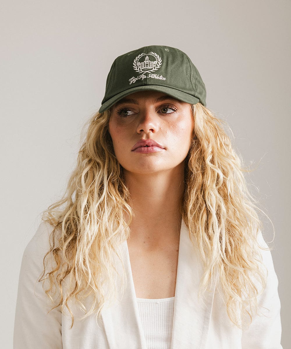 Gigi Crest Baseball Cap for Men & Women - Adjustable Dad Hat with Embroidered Logo - Perfect for Outdoor Sports, Casual Wear & Sun Protection
