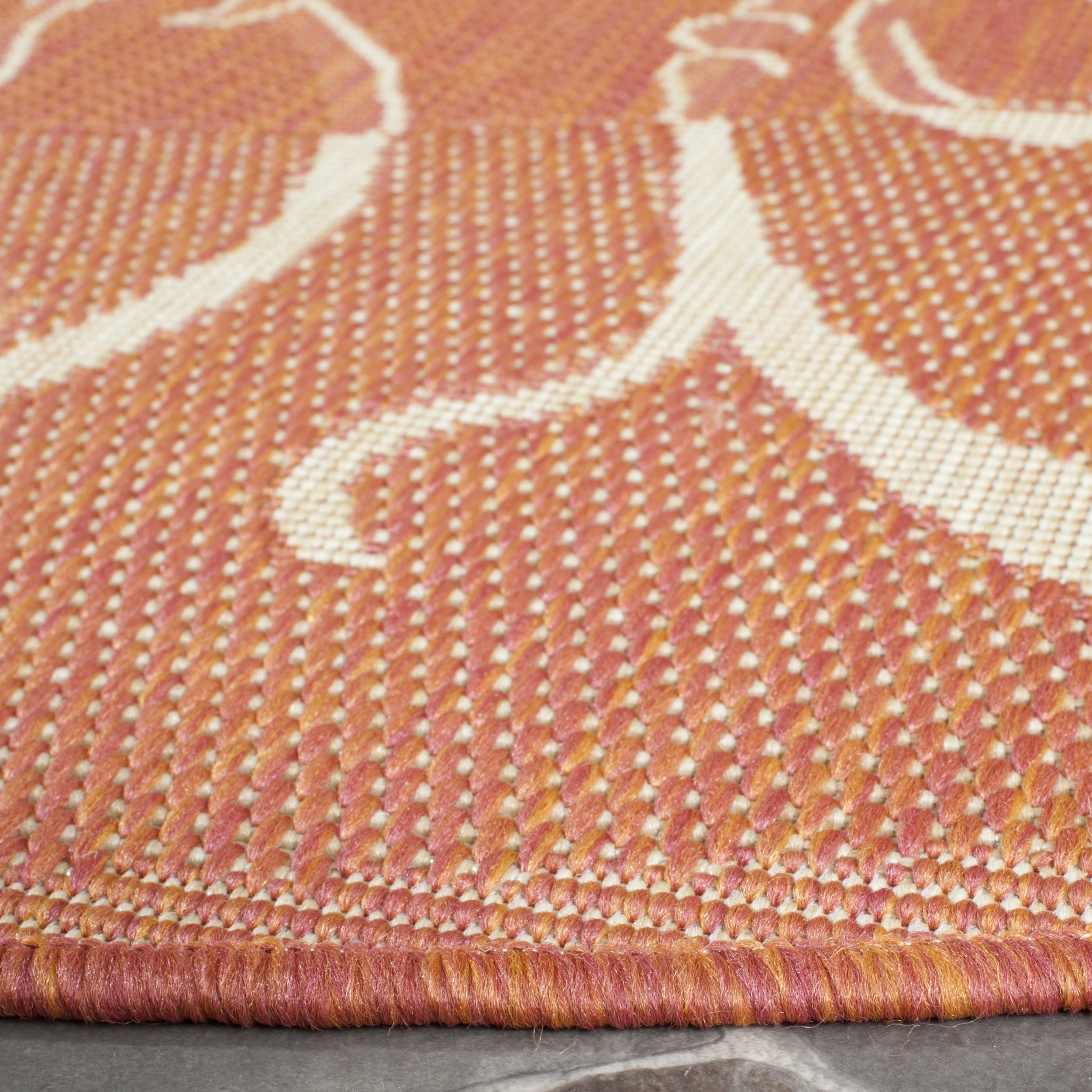 SAFAVIEH Courtyard Collection 5'3
