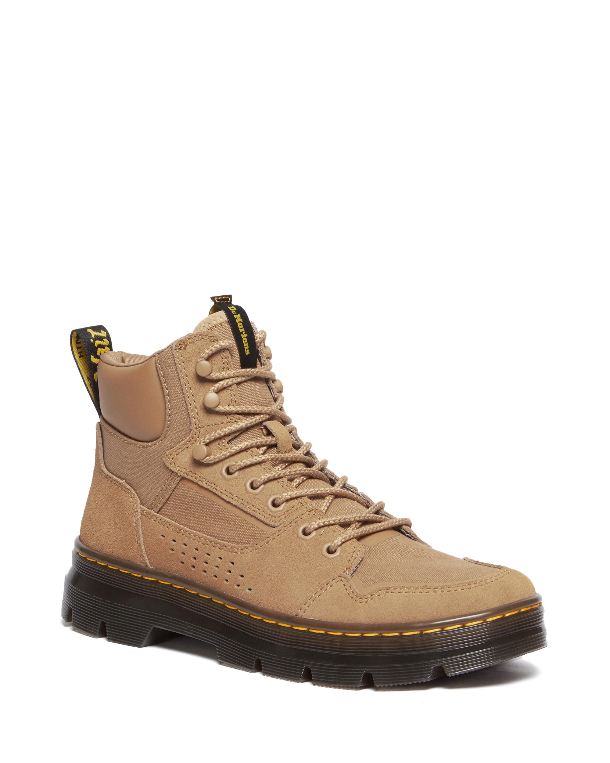 Dr. Martens Unisex Rilla Fashion Boots - Waterproof Leather Ankle Boots for Men & Women - Perfect for Casual Wear, Outdoor Activities & Street Style