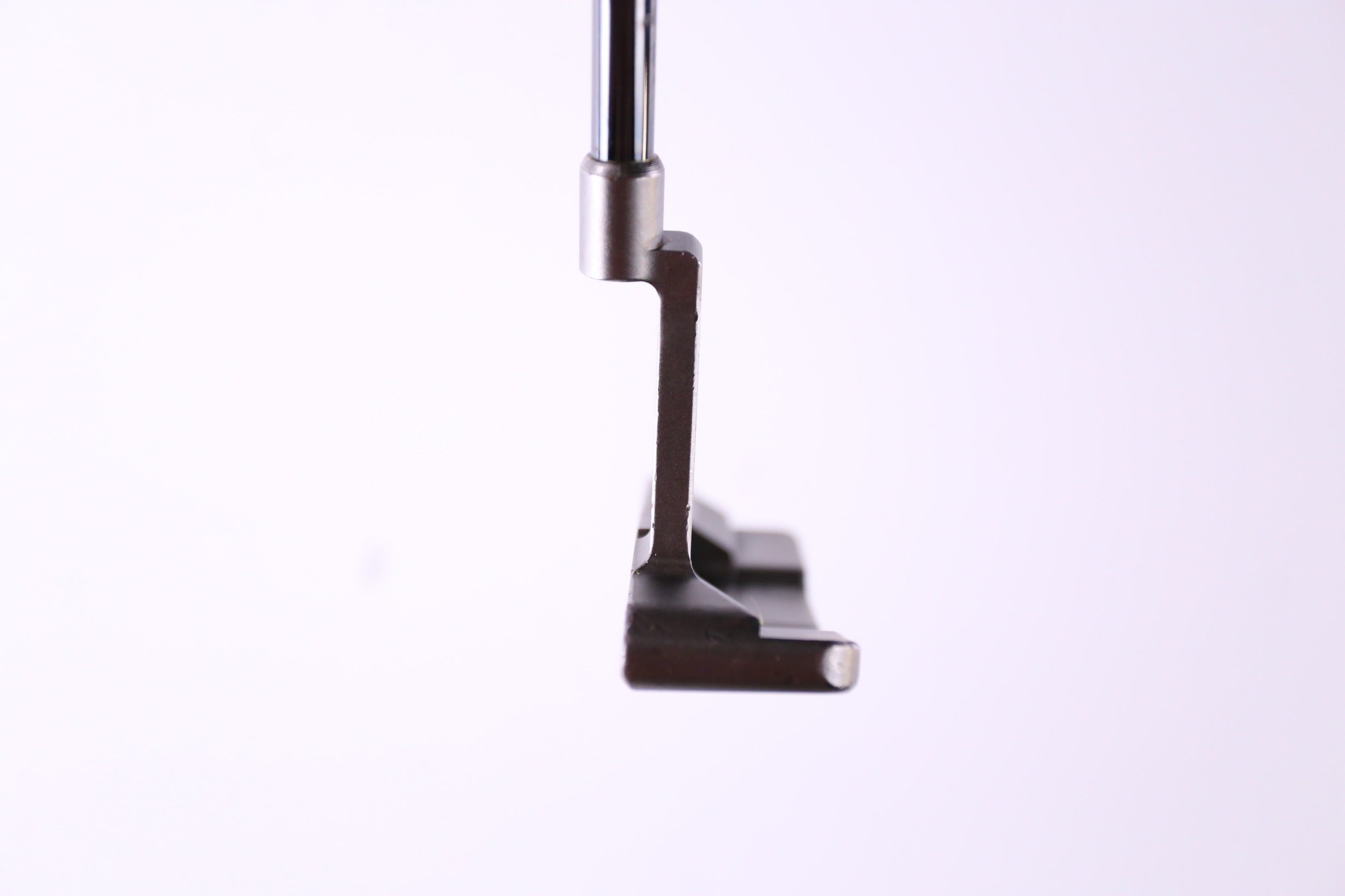 Premium Used Bettinardi 2020 BB8 Wide Putter - Right Handed 37-Inch Blade Golf Club for Improved Putting Accuracy | Perfect for Golf Enthusiasts & Tournament Play