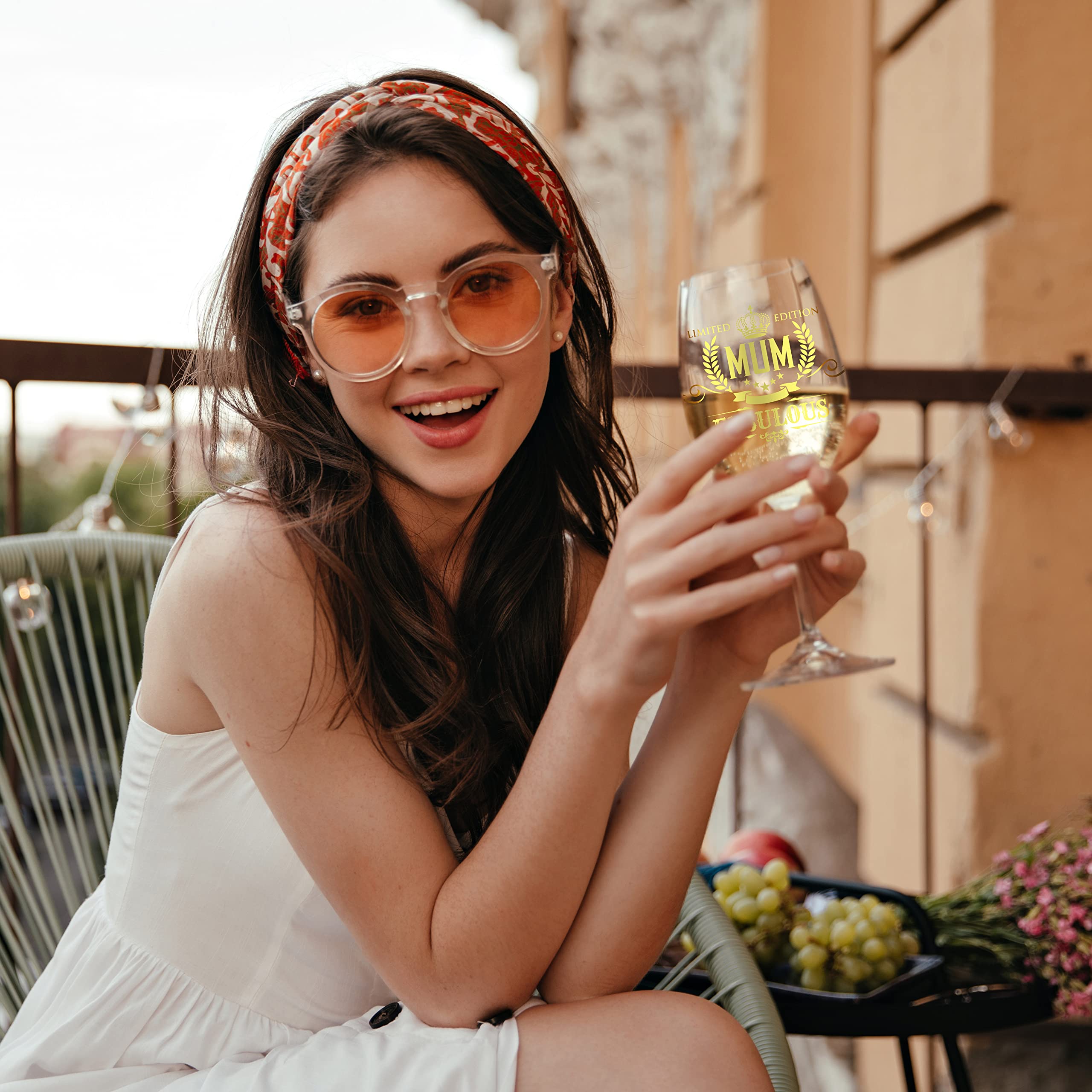 Personalized CROWNLY CRYSTAL® Wine Glass - Elegant Mother's Day Gift for Mum, Birthday Present for Women, Custom Mom Gifts - Perfect for Wine Tasting, Anniversary Celebrations & Special Occasions