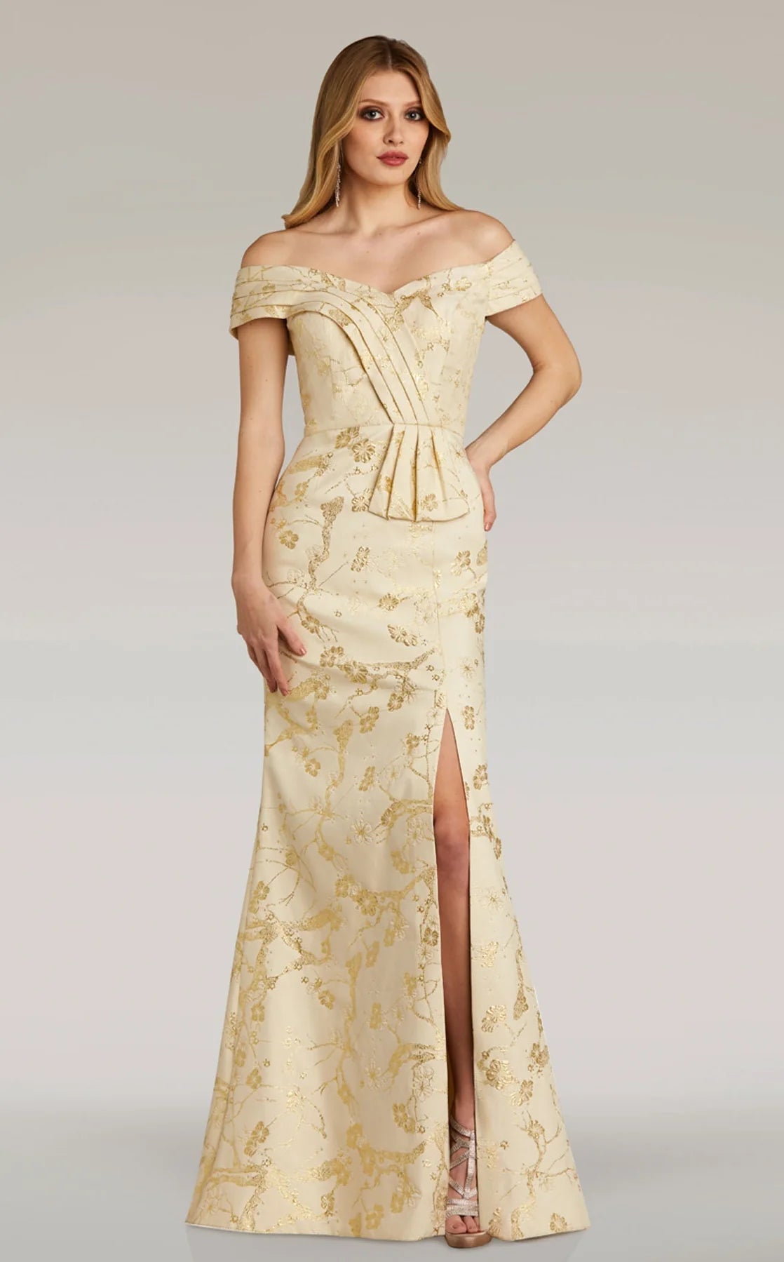 Gia Franco 12252 Women's Elegant Cocktail Dress for Party, Wedding, Evening Events - A-Line Floral Print Midi Dress with V-Neck and Short Sleeves