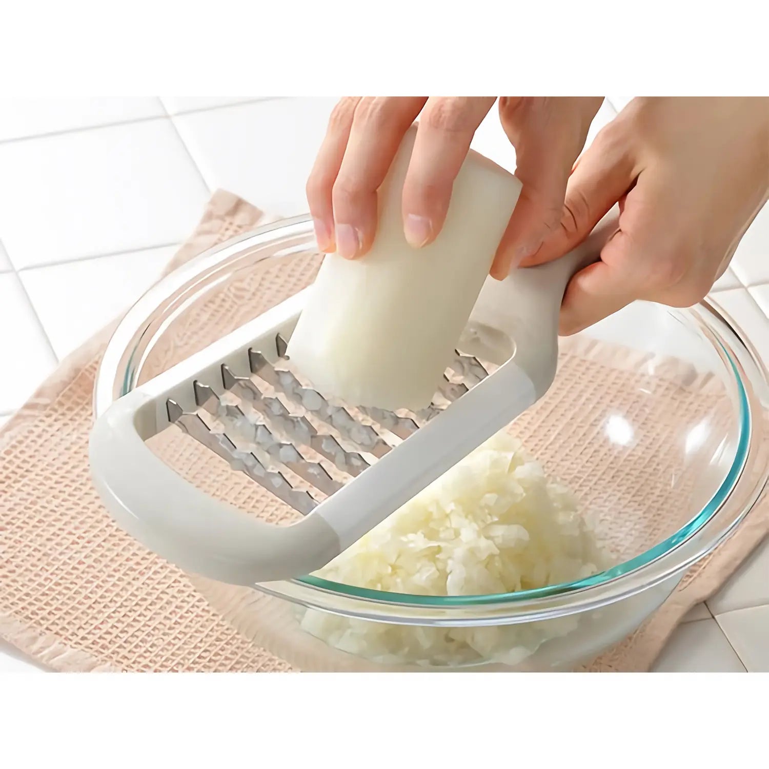 Premium Stainless Steel Oni Oroshi Grater - Japanese Ginger & Wasabi Grater for Sushi, Ramen & Asian Cuisine - Durable & Easy to Clean Kitchen Tool
