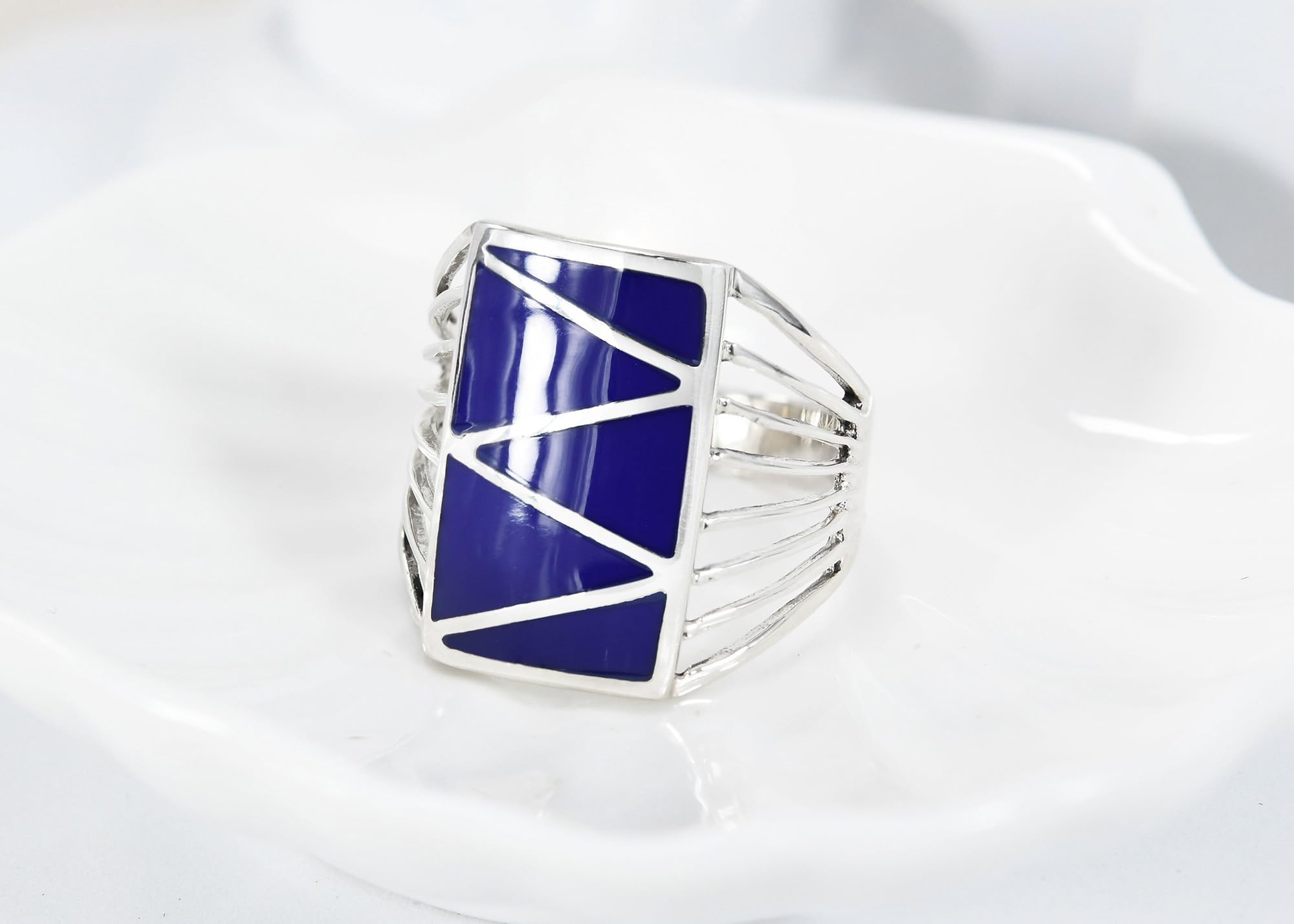 AeraVida Stripe Line Zig-Zag Simulated Blue Lapis Lazuli .925 Sterling Silver Ring for Women | Classic & Casual Wedding Band | Comfort Fit Jewelry | Size 6-11 | Perfect for Everyday Wear, Anniversary Gifts & Special Occasions