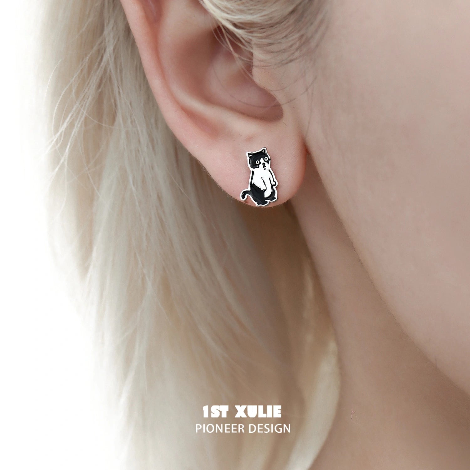 Graffiti Kitten S925 Sterling Silver Stud Earrings for Women - Cute Cartoon Cat Earrings for Everyday Wear, Gift for Cat Lovers & Trendy Jewelry for Casual Outfits